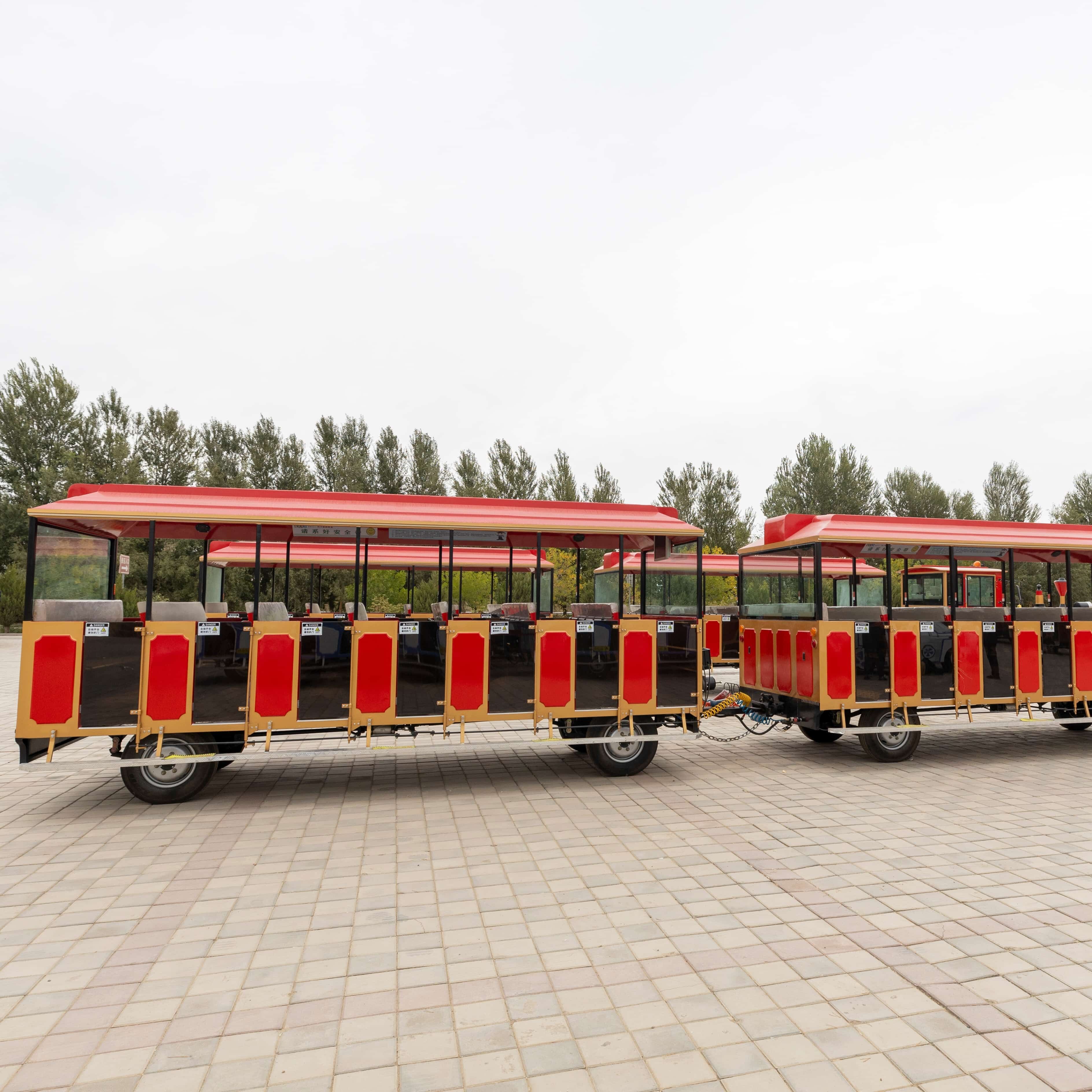 Traveling by tourist train have lots of advantages
