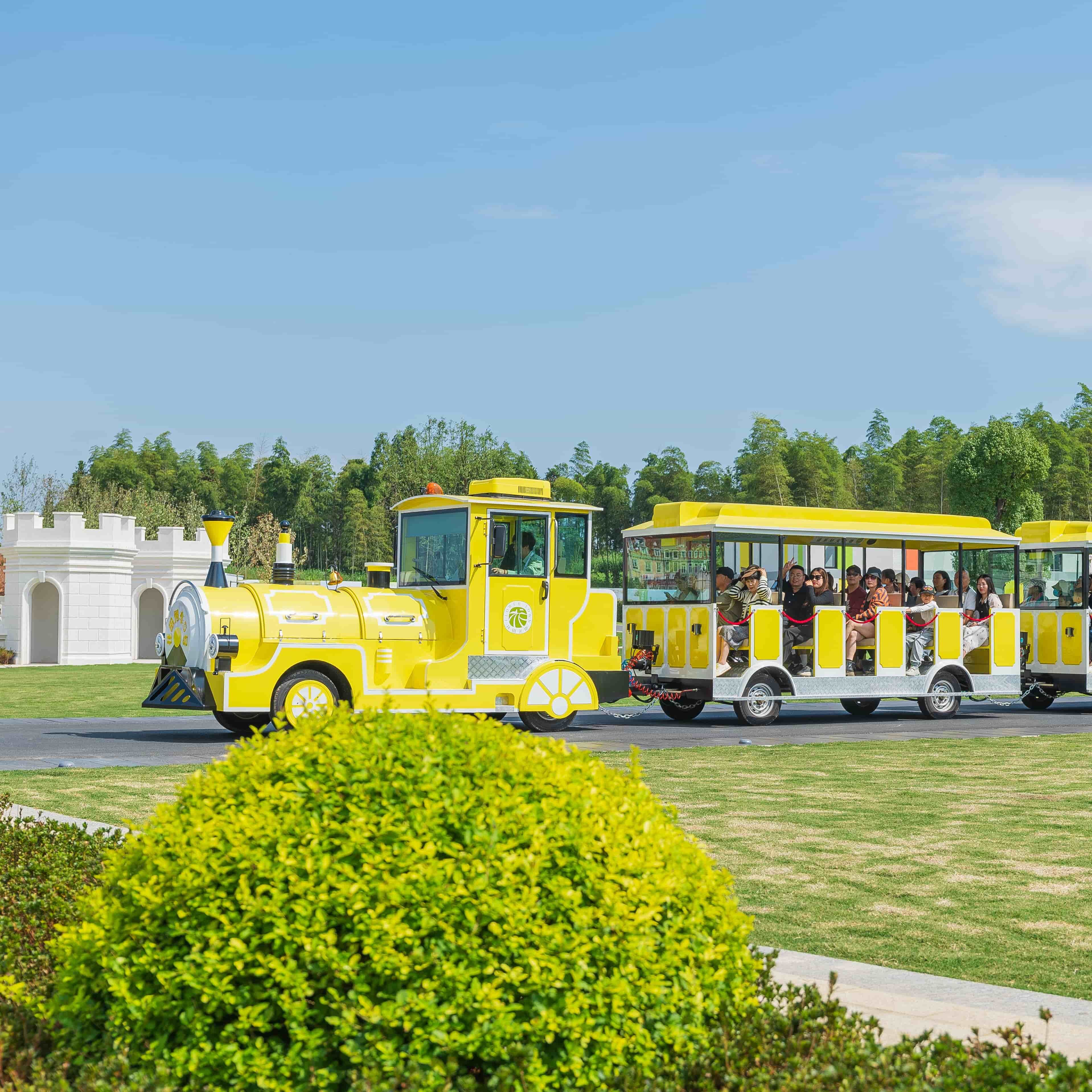 Where to Find the Top Manufacturers of Outdoor Rideable Trains