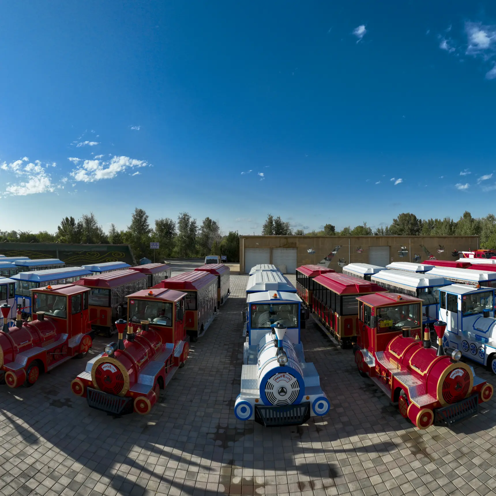How Scenic Tourist Trains Enhance Your Travel with Unique Views