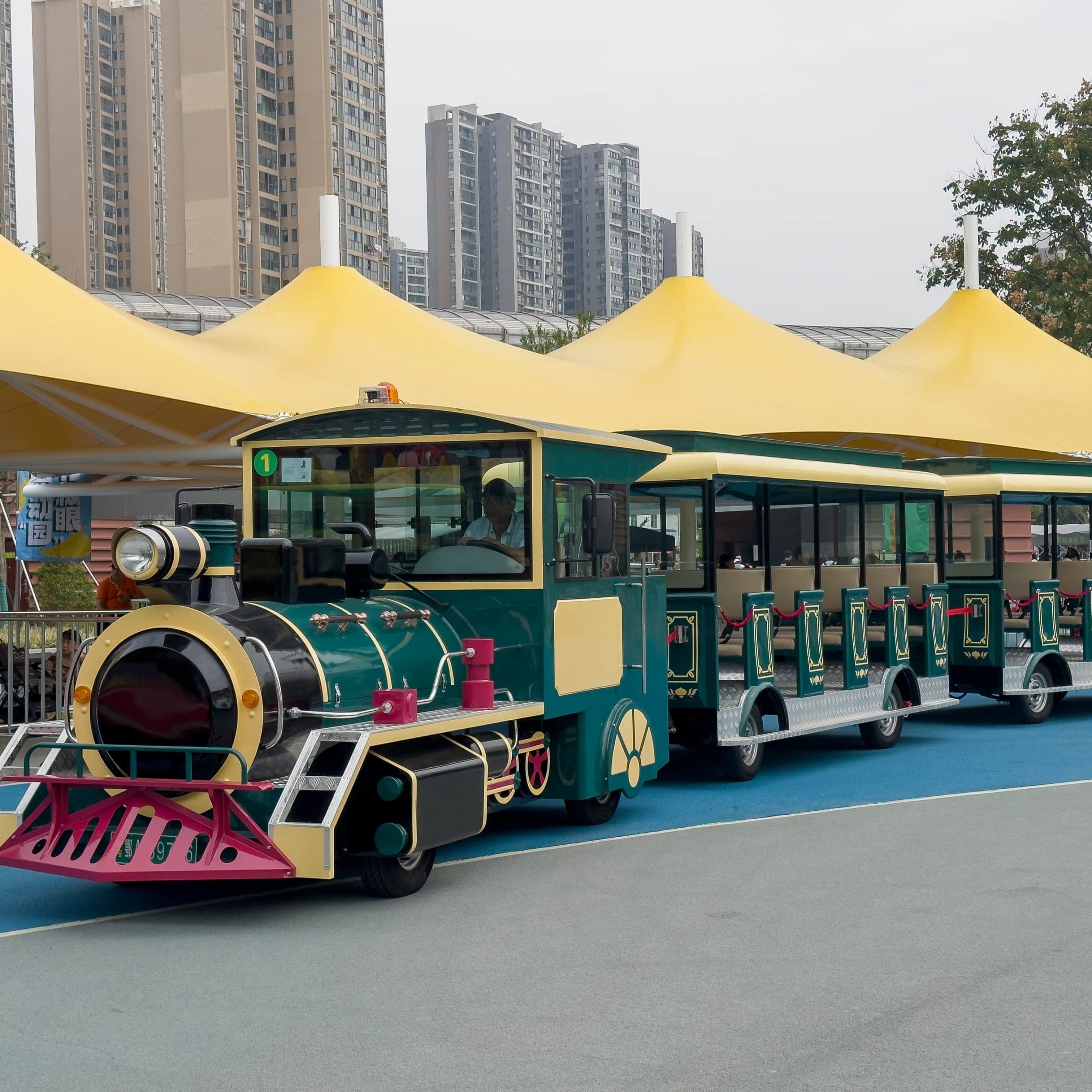 What Are the Key Features to Look for in a Wholesale Trackless Train?