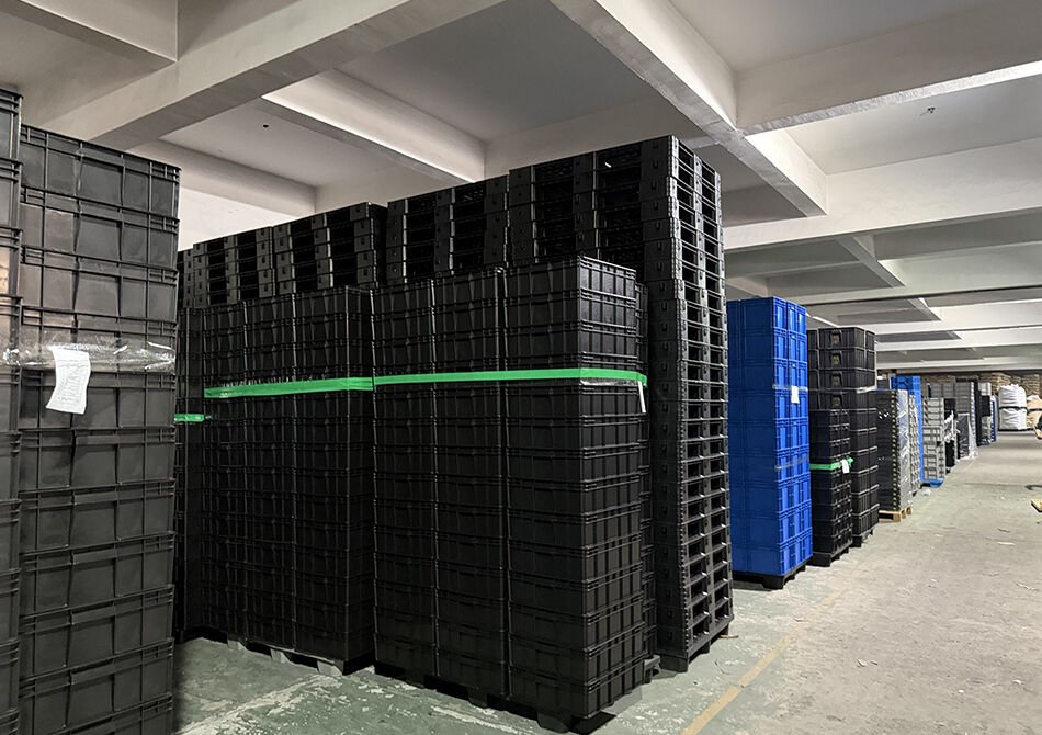 High-Performance Logistics Containers & Pallets
