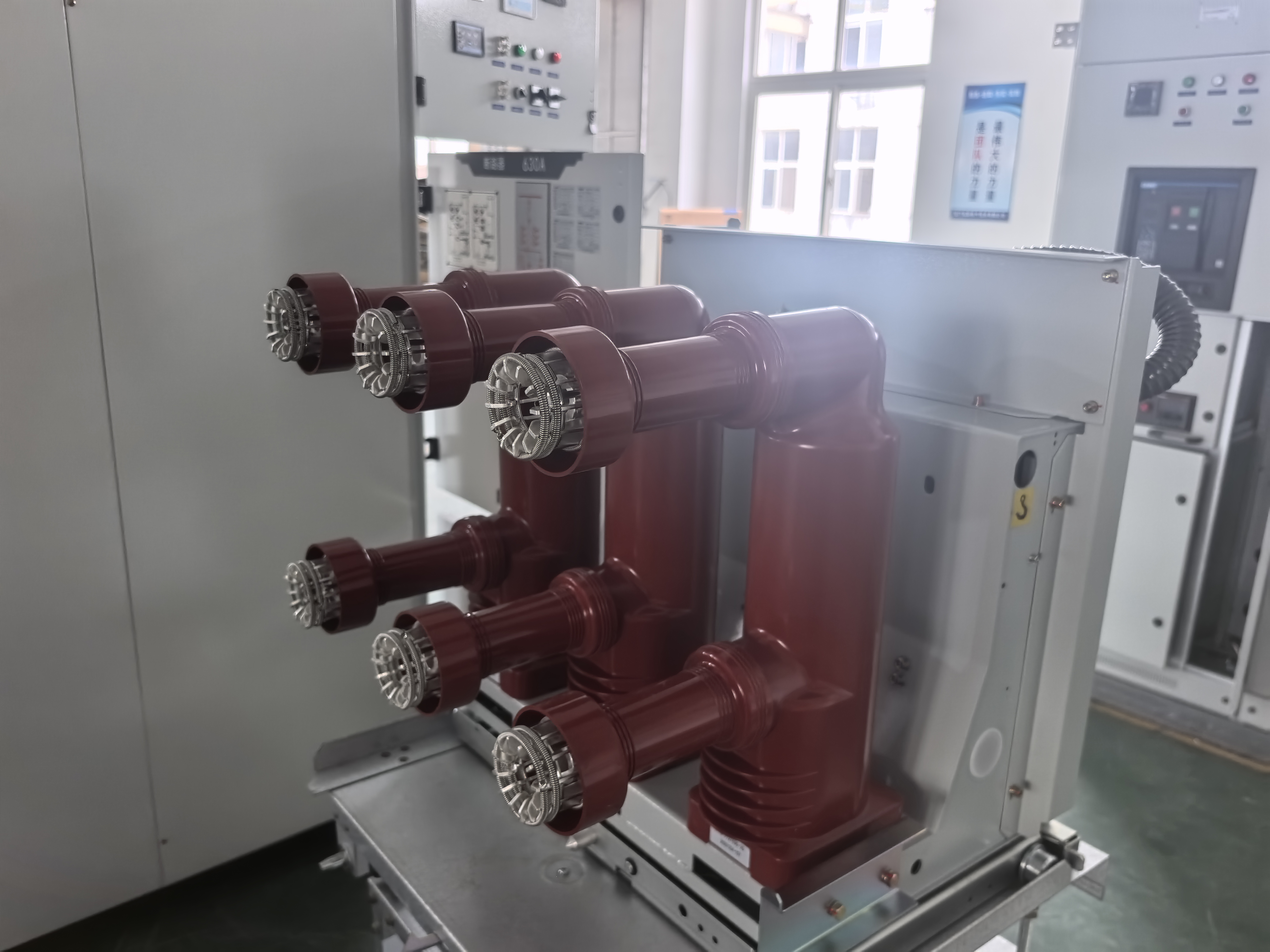 Medium Voltage Vacuum Contactor Solutions for Global Markets
