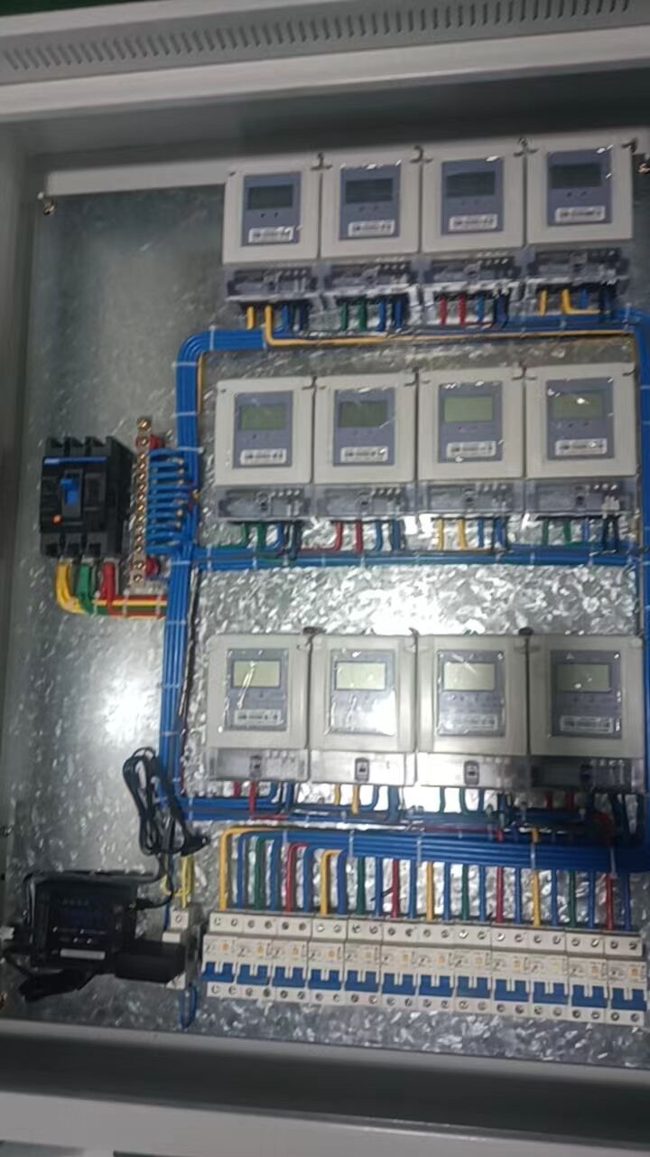 Giám sát và Phân tích Thời gian Thực