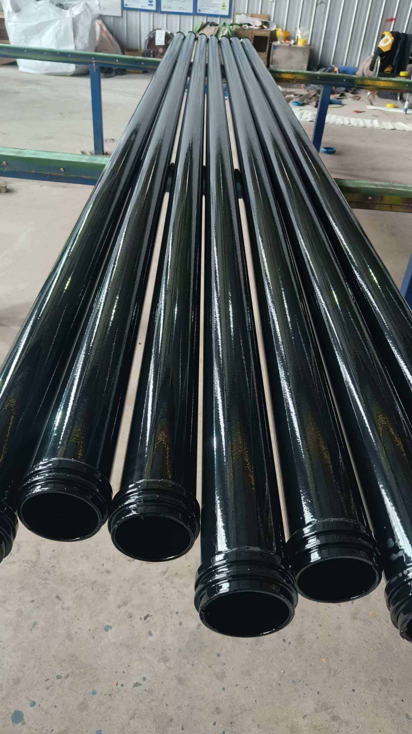 What Are the Latest Trends in Polyester Powder Paint Applications?