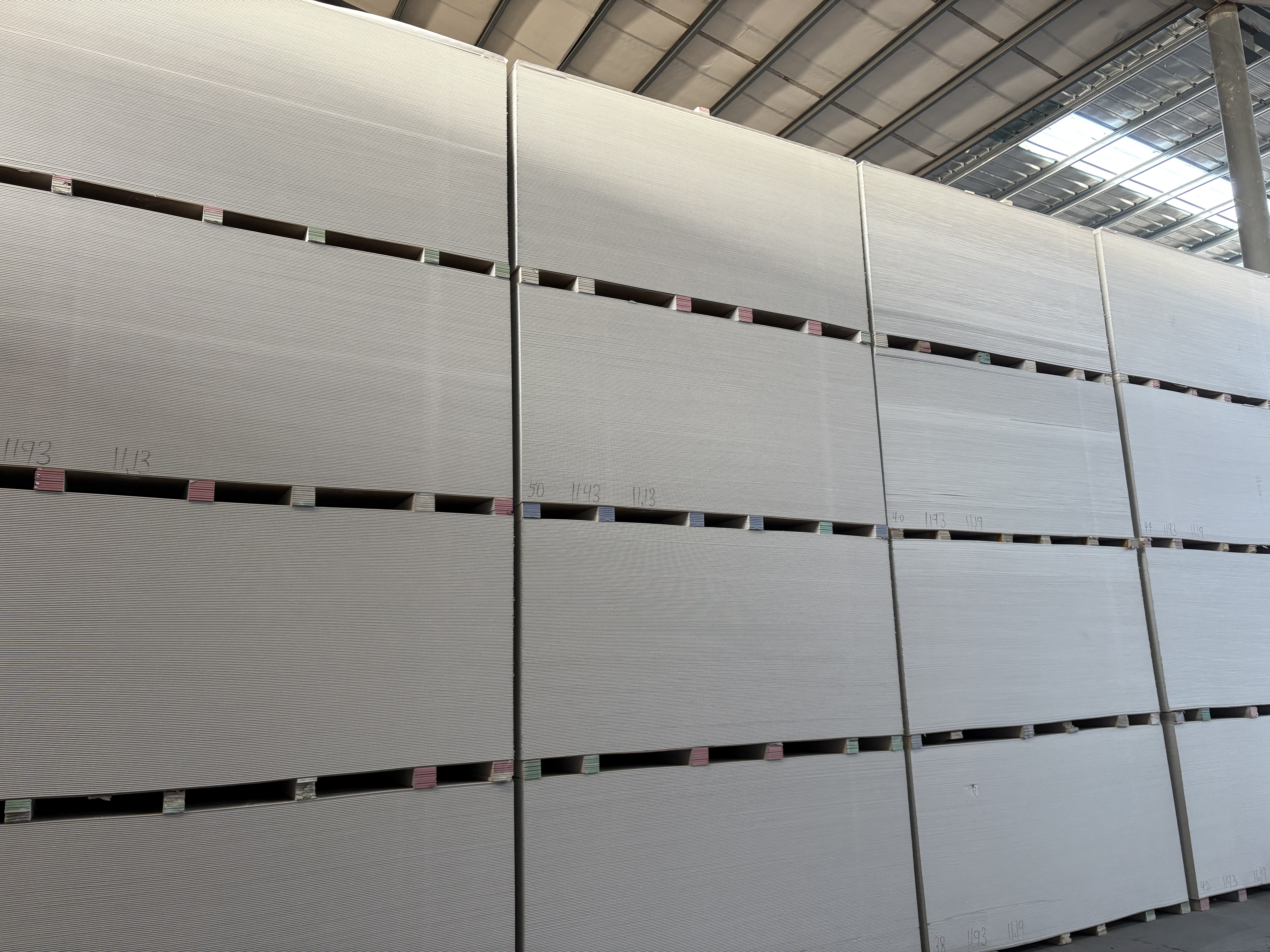 다양한 건설 응용 분야를 위한 포괄적인 제품 라인업