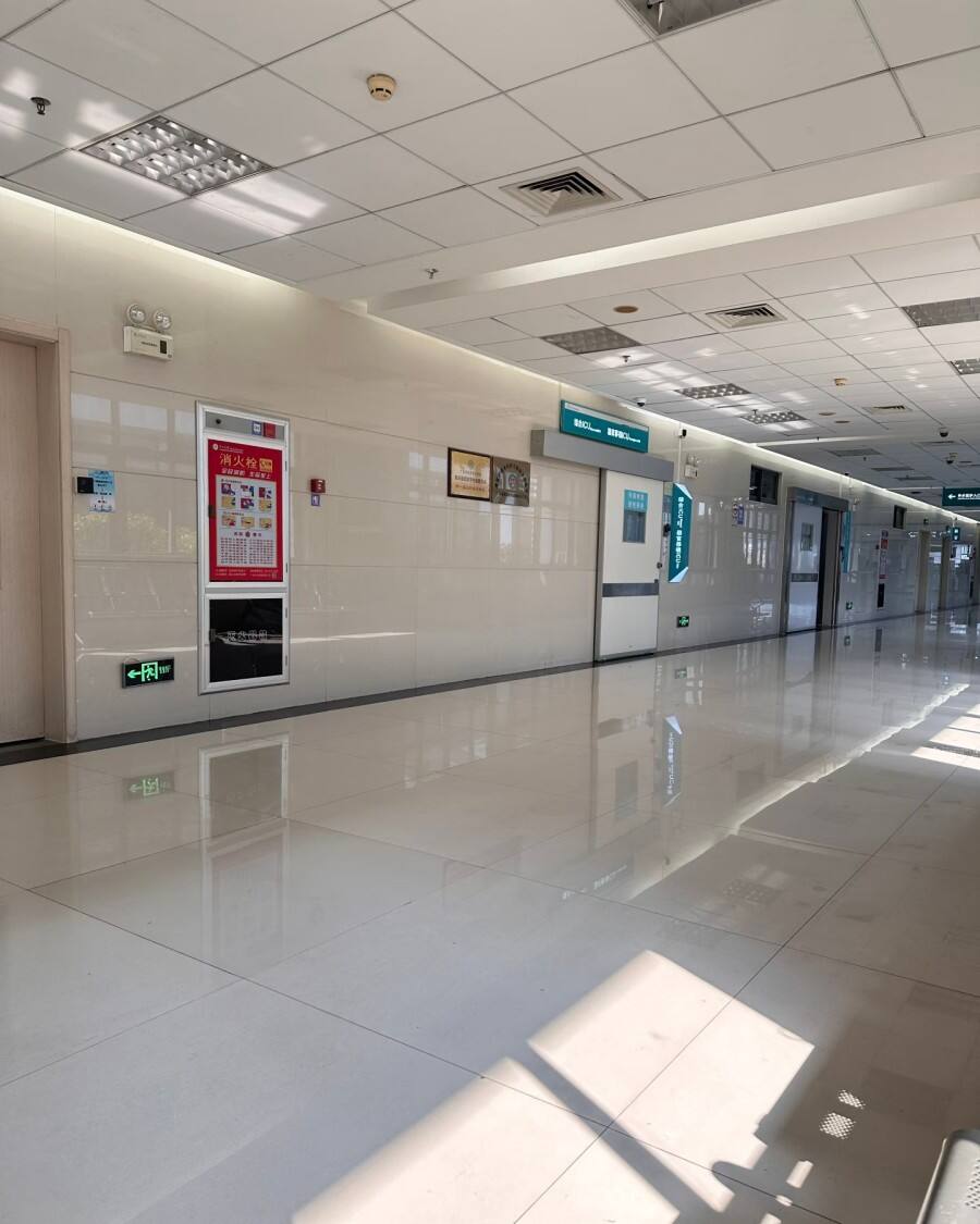 PVC Gypsum Ceiling Tile Project Case (2).jpg