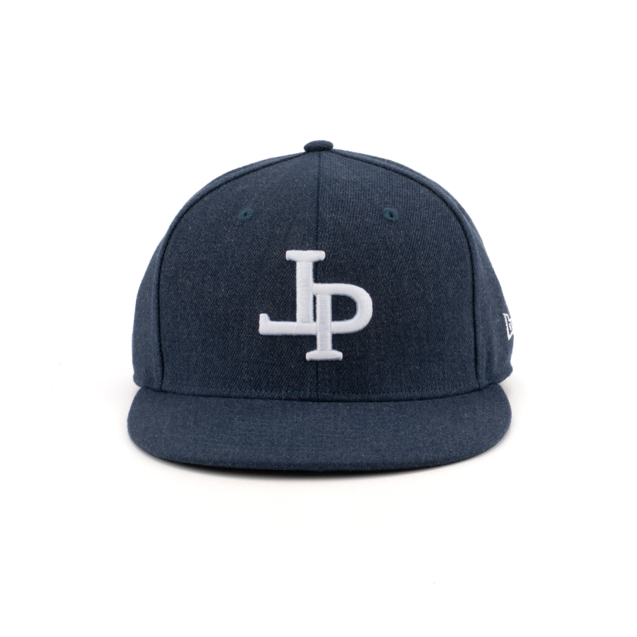 Premium Custom Fitted Cotton Flat Brim Structured Baseball Cap 3D EmbroideryProfessional Baseball Cap with Custom Logo Embroidery for Daily Wear and Outdoor Activities