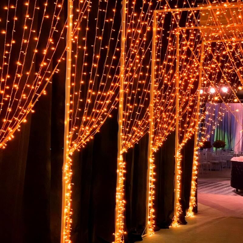 What Features Should You Look for in Solar Powered Waterproof Outdoor Lights?