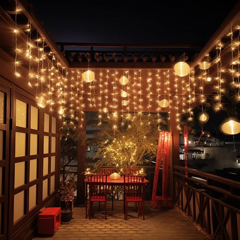 What Are the Most Common Issues with Holiday Lights Icicles and How to Fix Them?