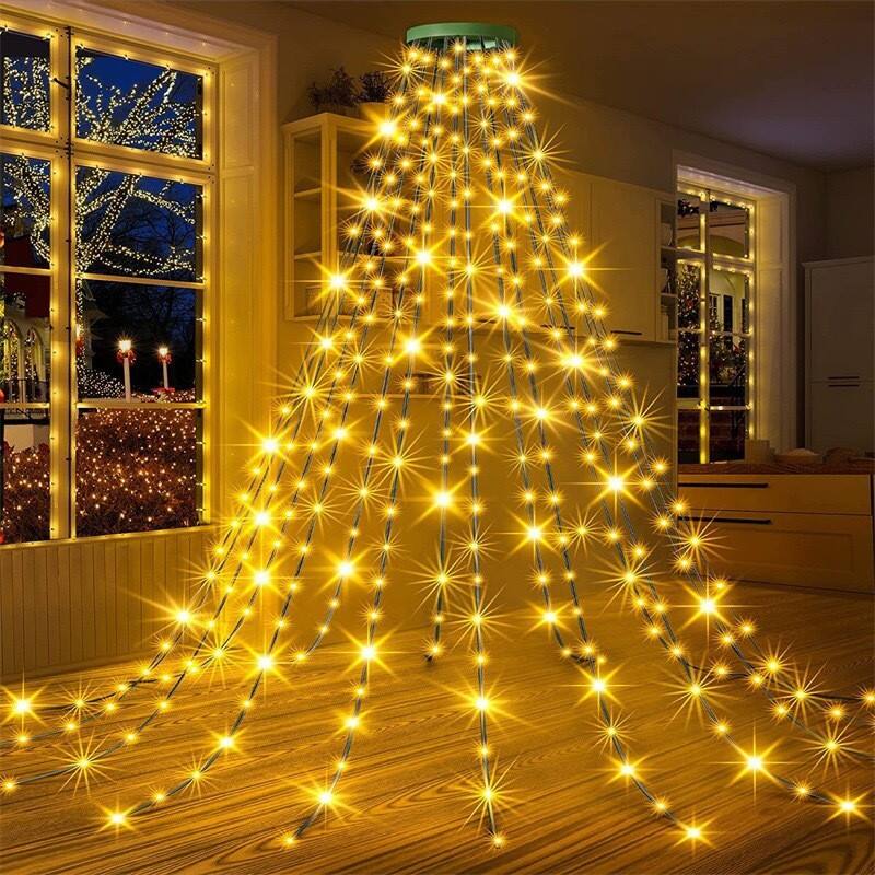 What Types of Christmas Tree Lights are Trending This Season?