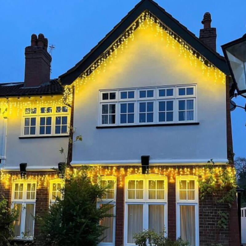 How to Create a Magical Outdoor Atmosphere with Icicle Xmas Lights?