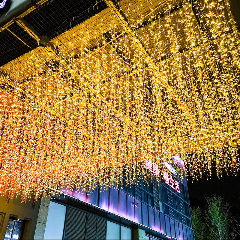 How to Create a Magical Winter Wonderland with Outdoor Xmas Lights?