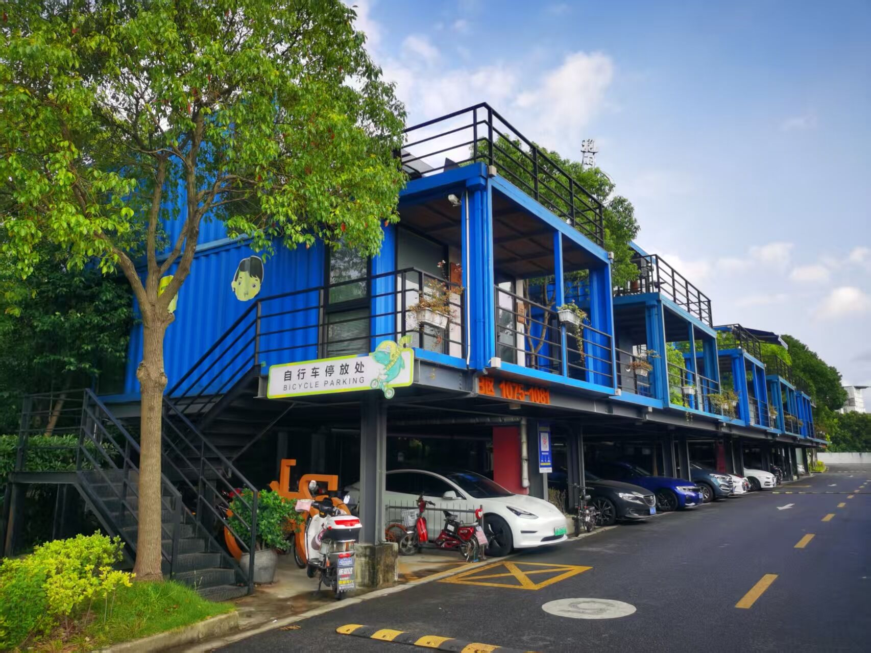 Kde zakoupit cenově výhodné předem vyrobené kontejnerové domy pro váš podnik