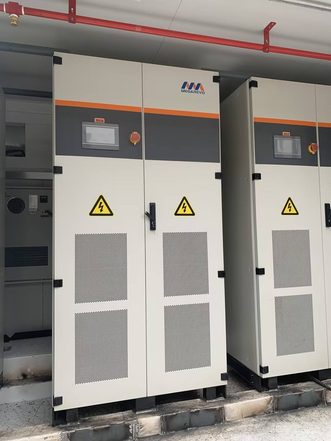 What Are the Latest Trends in Commercial Solar Battery Technology?