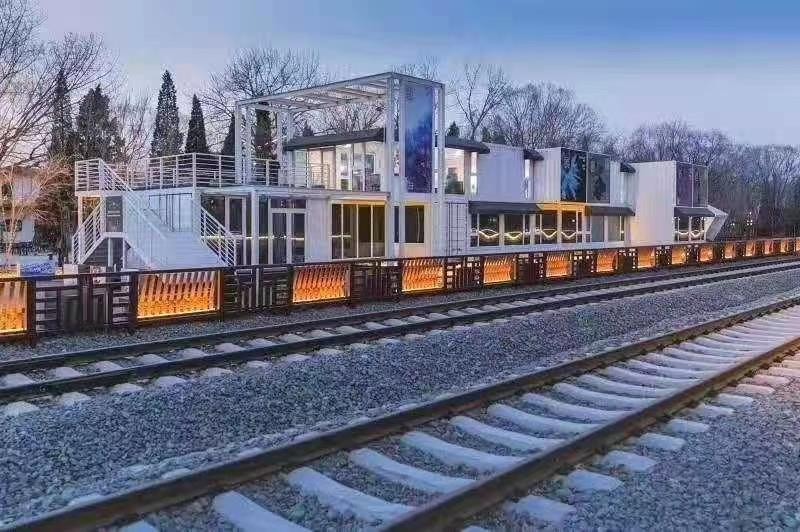 Jaké jsou nejnovější trendy v návrzích předem vyrobených kontejnerových domů?