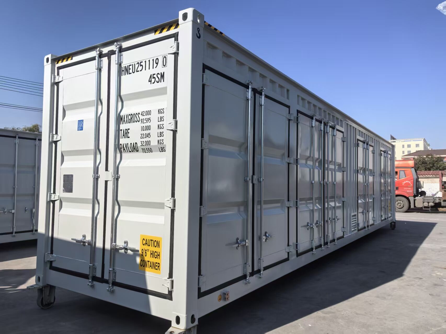 How to Maximize Efficiency with Battery Energy Storage Systems in Commercial Applications