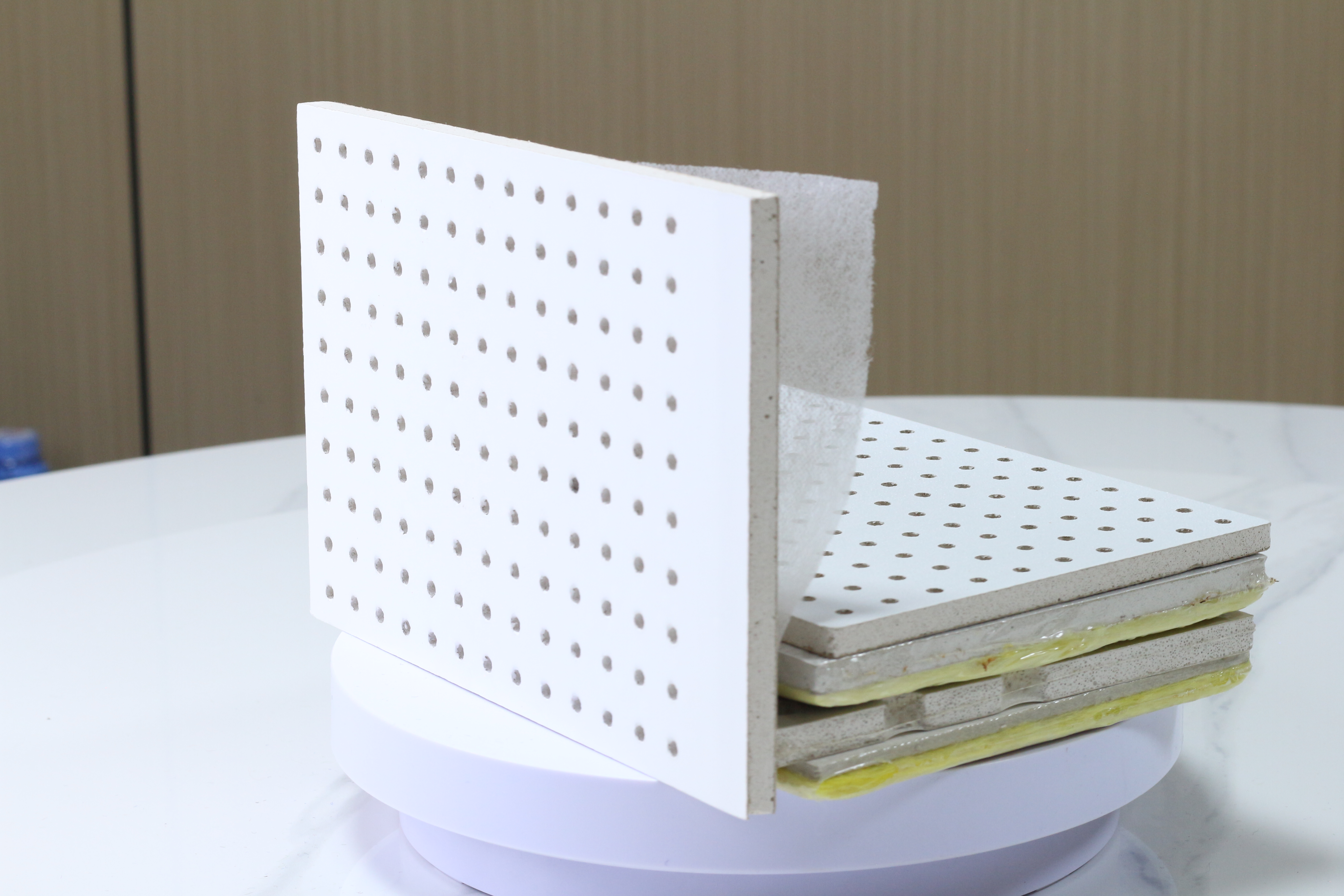 Advantages of PVC Laminated Ceiling Panel  