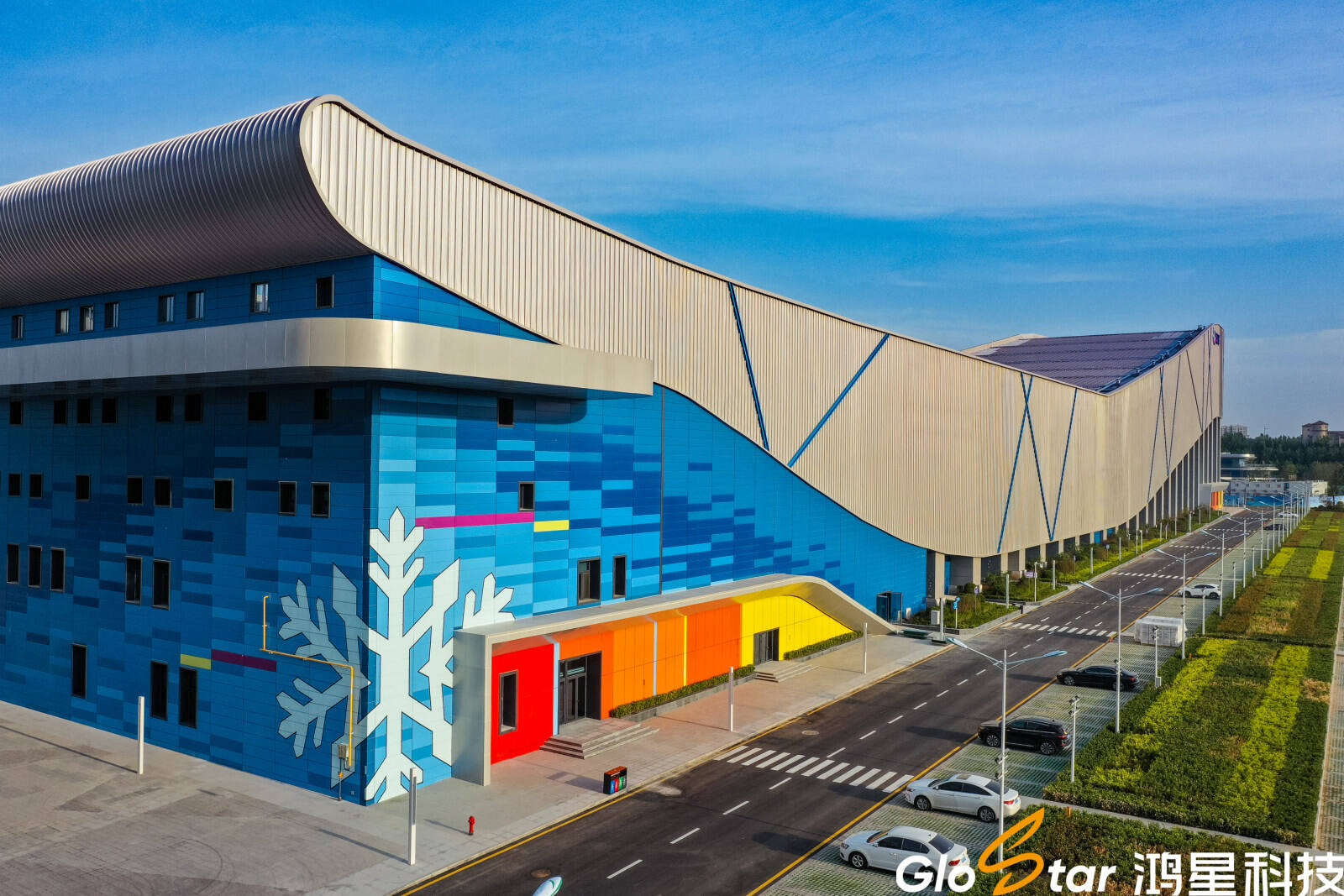 BIPV Sandwich Panel Roof for Ski Centers.jpg