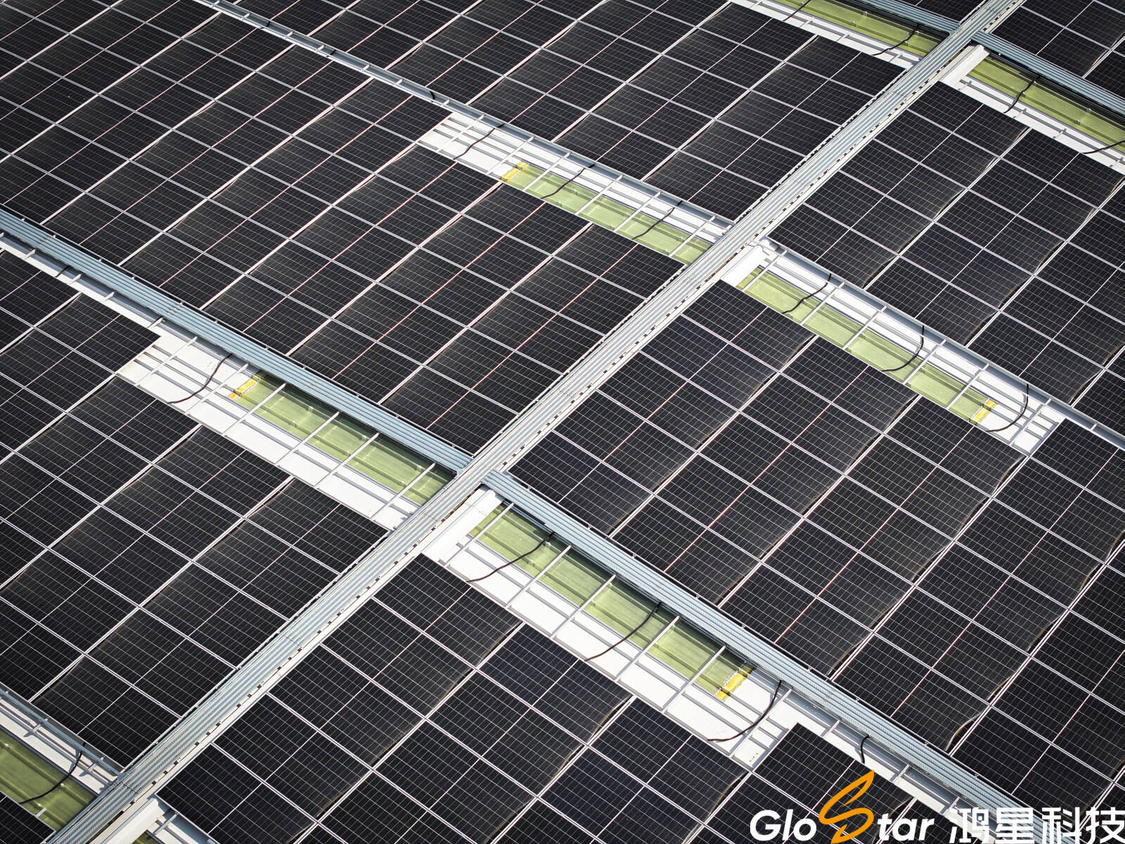 Solar Photovoltaic Roof Panel System for Data Centers2.jpg