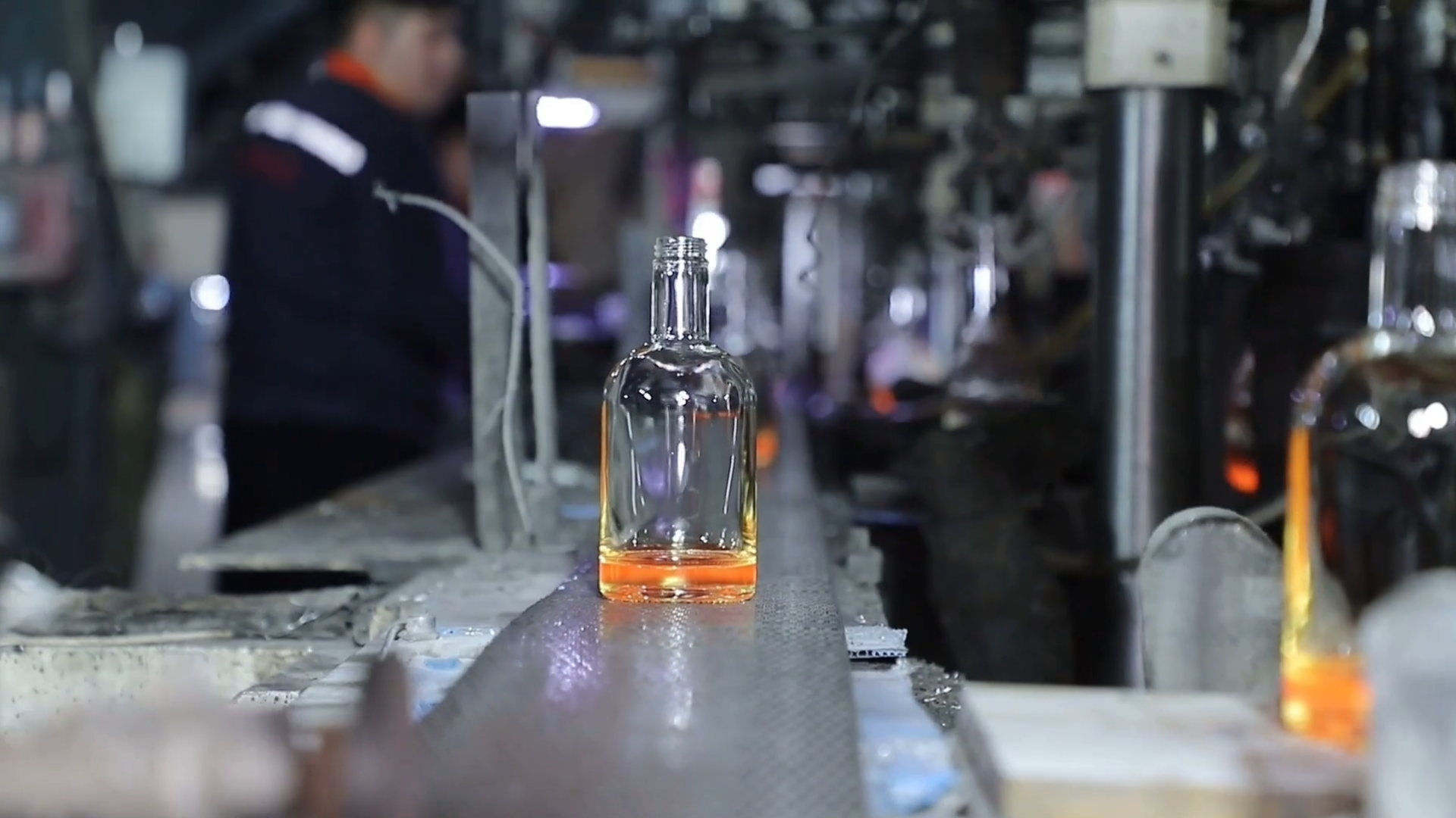 Glorious Glassware: 15 Years of Excellence in Global Glassware Trade and Manufacturing