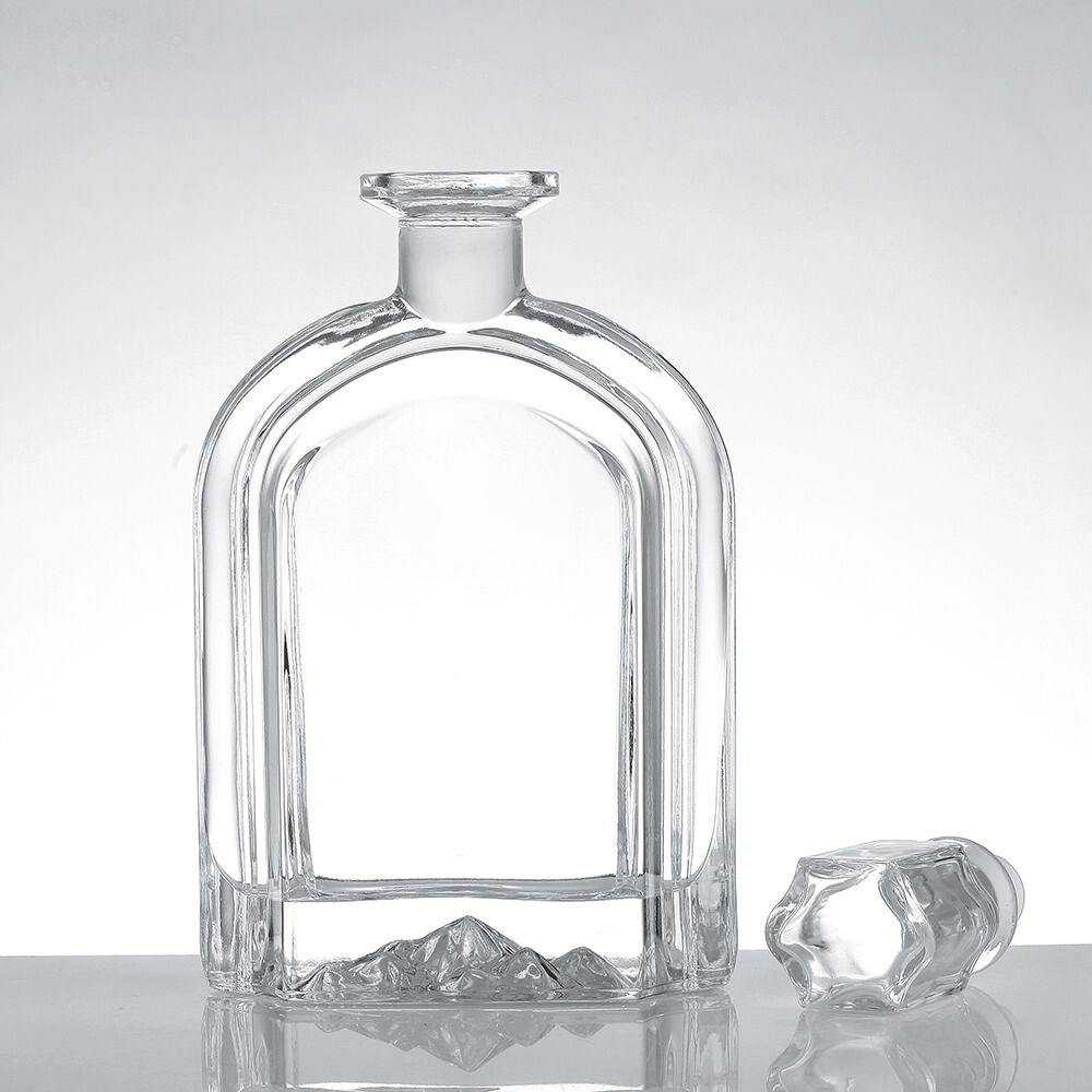 As Leading Alcohol Glass Bottle Manufacturers, We Deliver Excellence