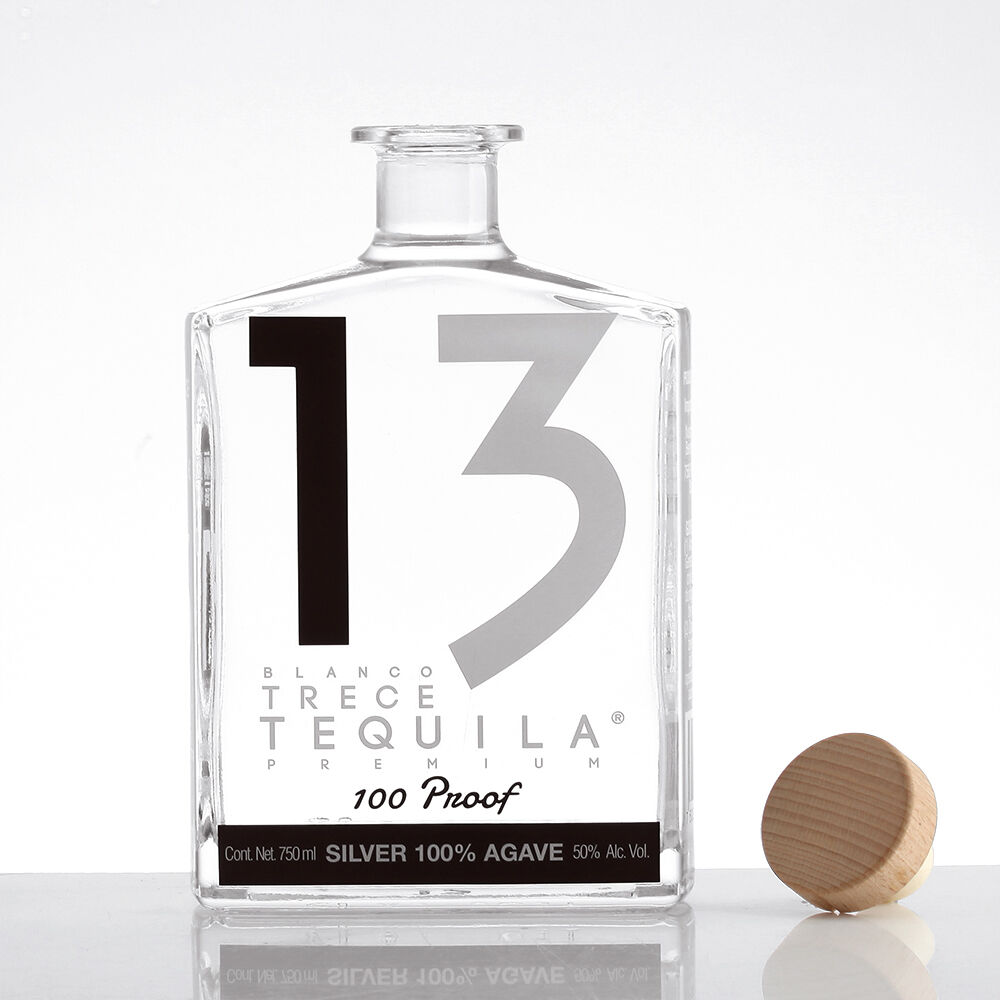 Unmatched Quality of Glass Bottle With Corks