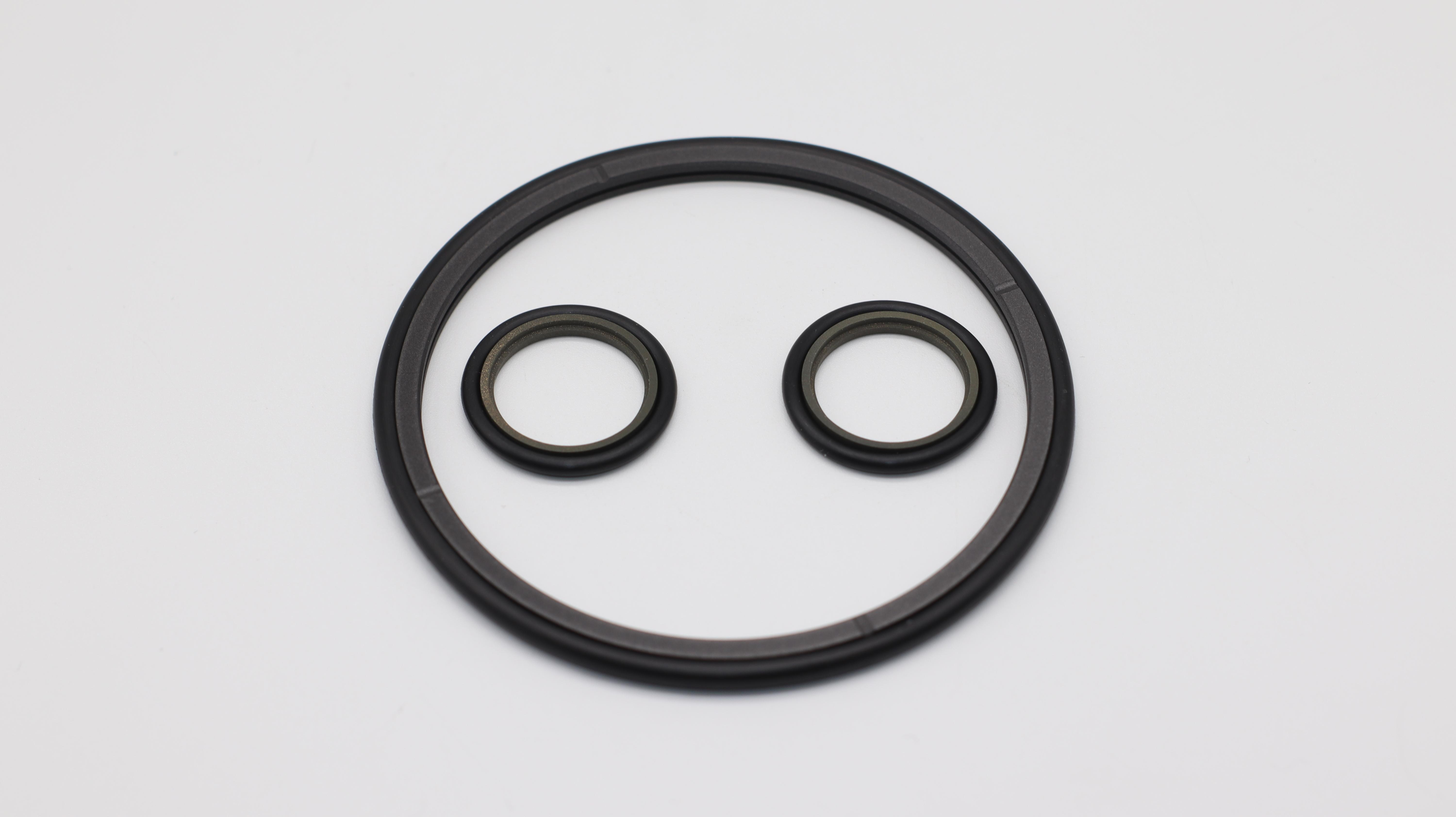 Step Seal for Rotary & Reciprocating Motion