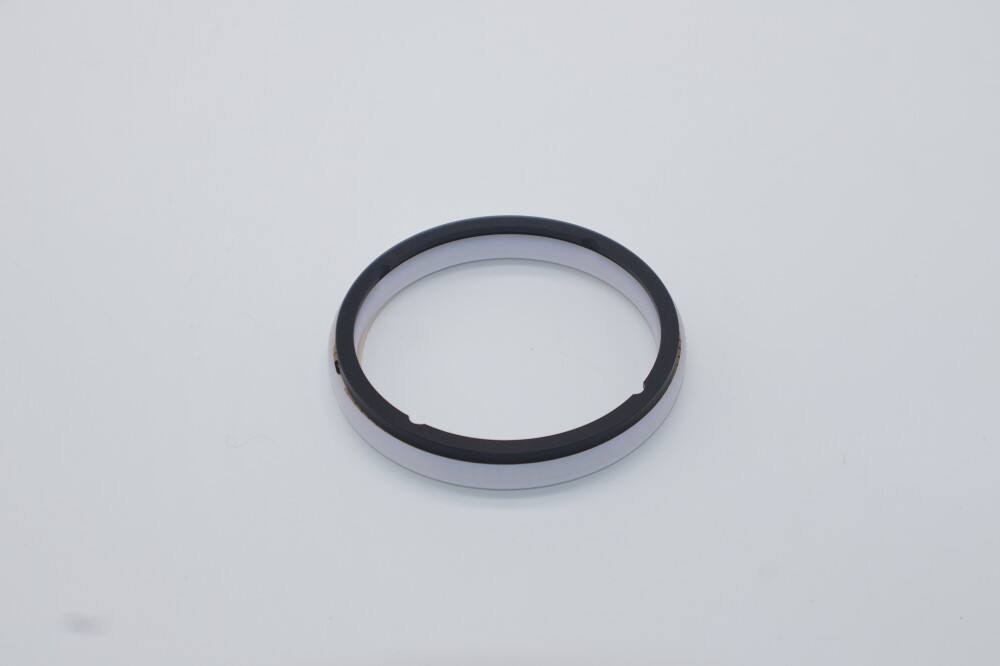 Cryogenic (LNG) Single Piston Spring Energized Seal For API 6D Cryogenic Ball Valve