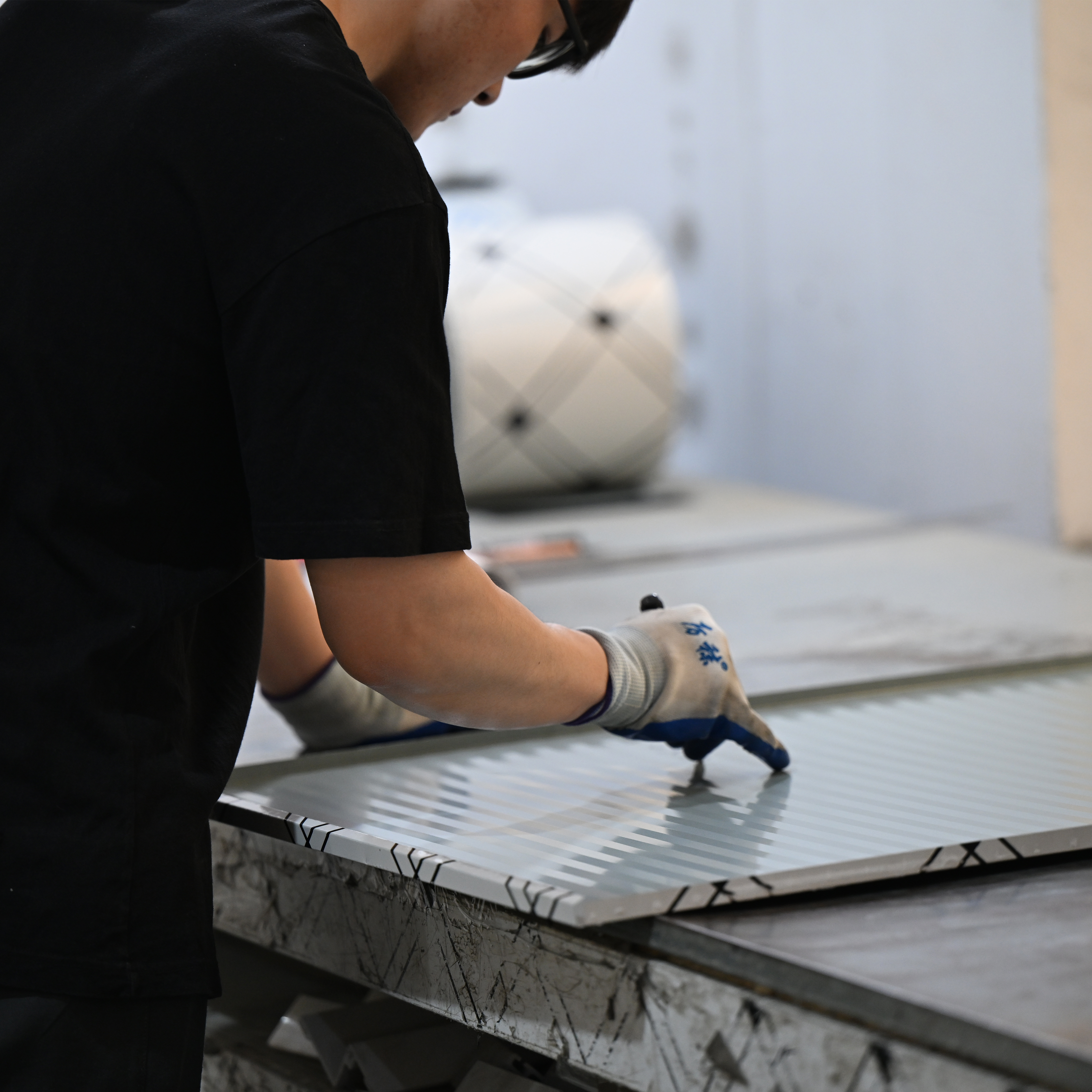 Add film, Weave pressing