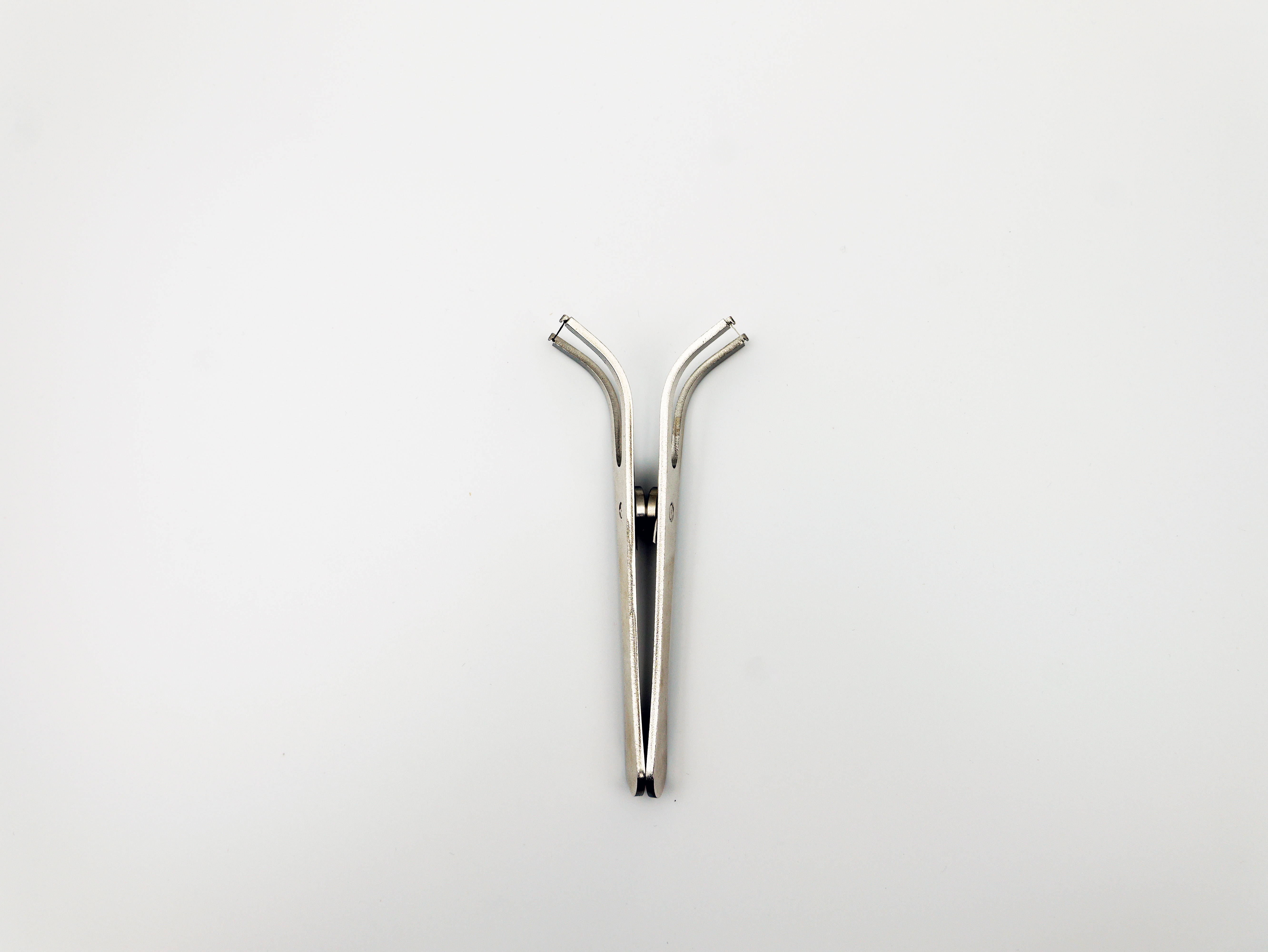 Trending Reusable Floss Pick Holder for Modern Oral Care Brands