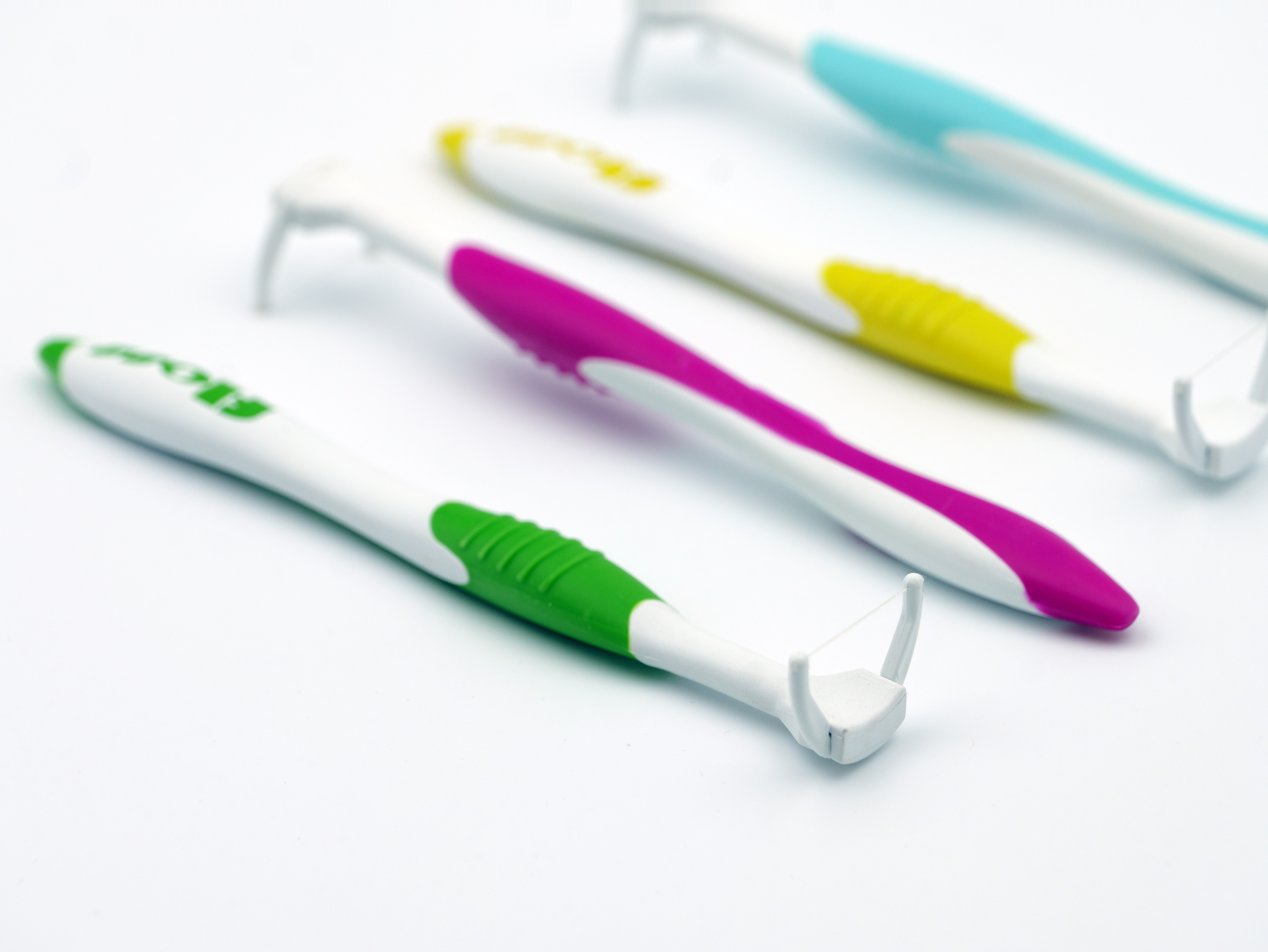 What Makes Floss with Handles Essential for Dental Care Brands