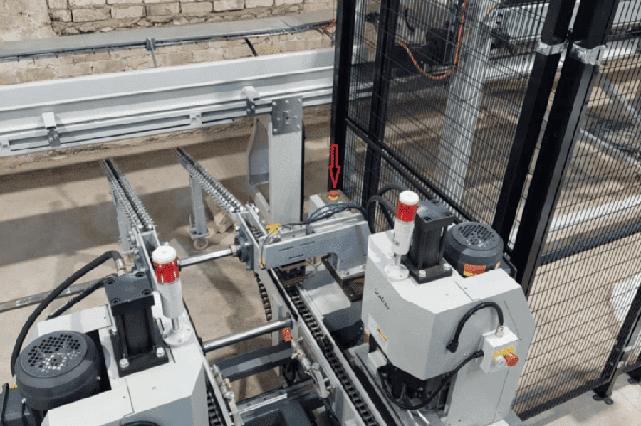 SF4060 Automatic wood pallet collar production line  (3).png