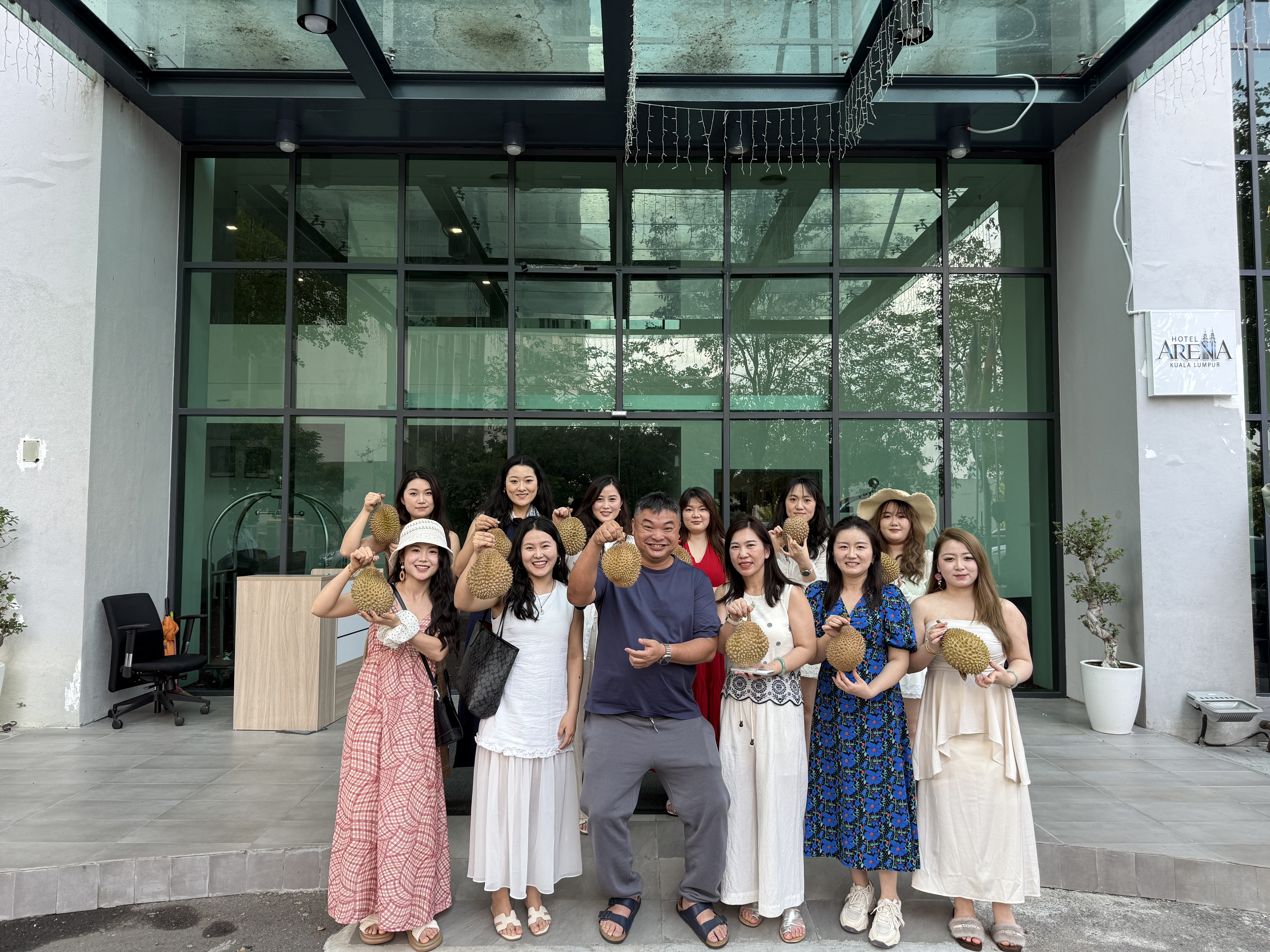 Chasing Light in Malaysia, Soaring Performance All the Way | Huabang Smart Team Building Trip Successfully Concluded