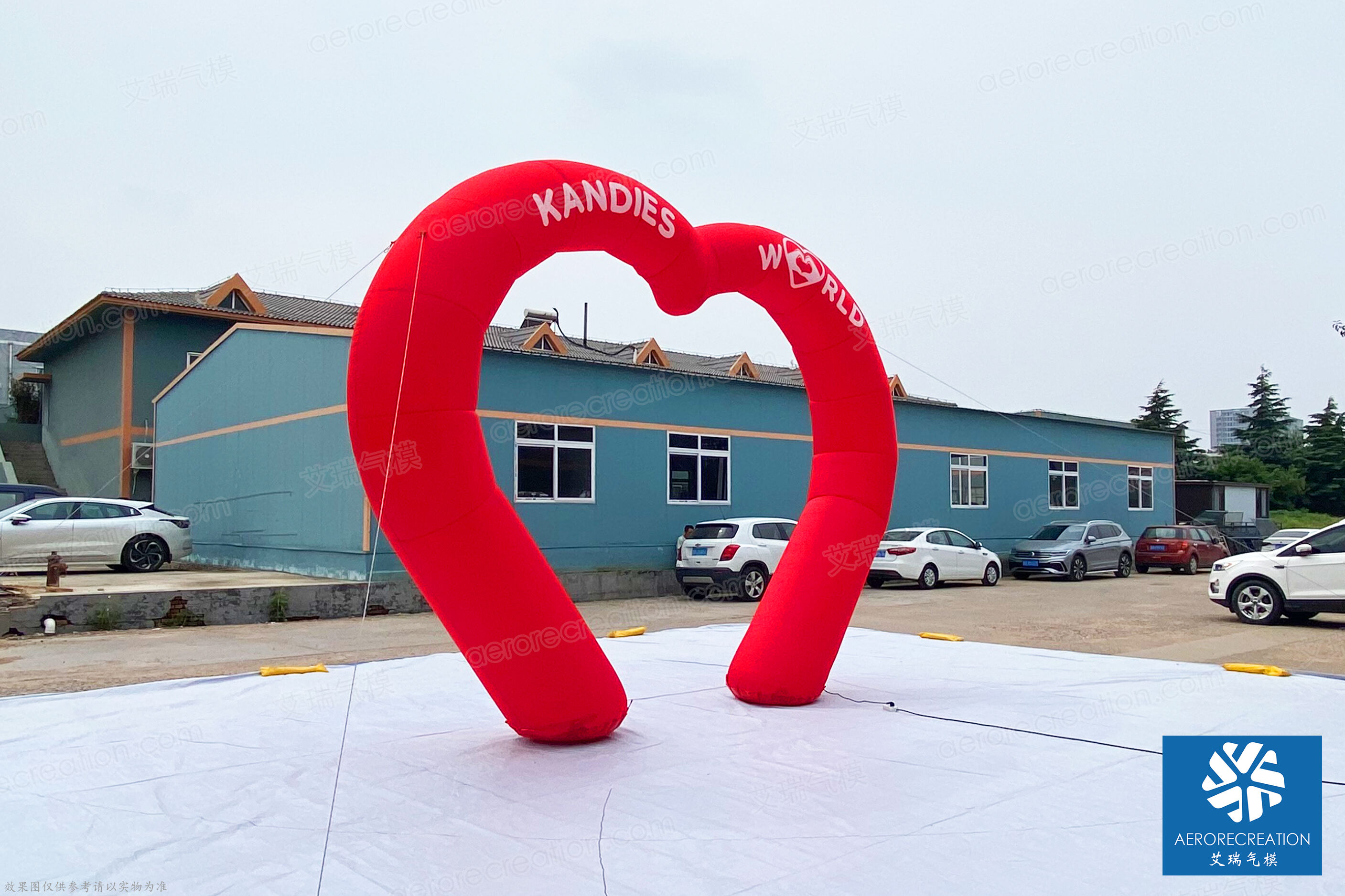 Inflatable Heart Shape Arch