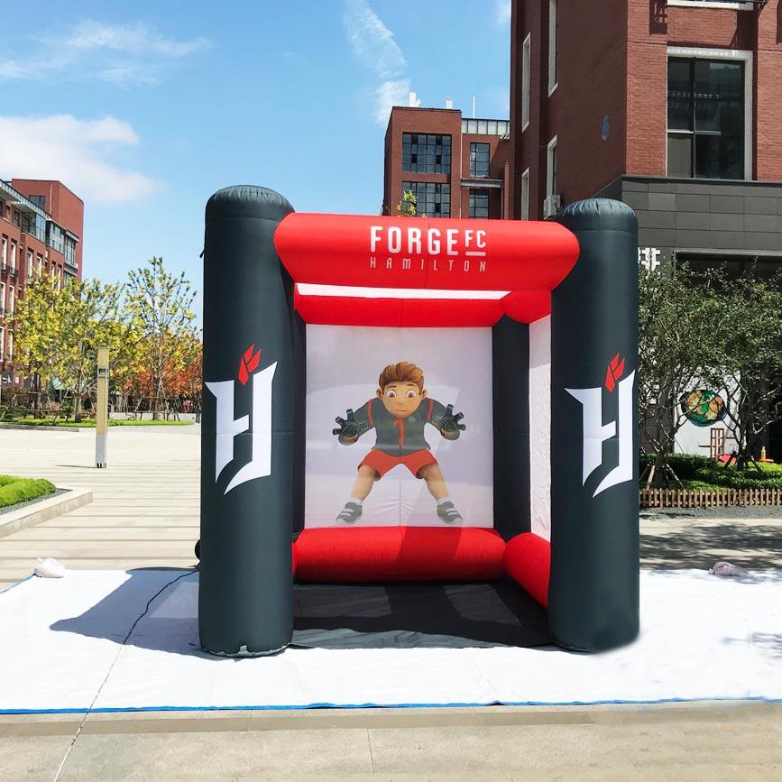 Outdoor Interactive Inflatable Soccer Throw Facility