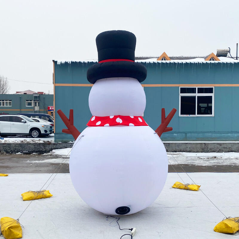 Inflatable Christmas Snowman Giant