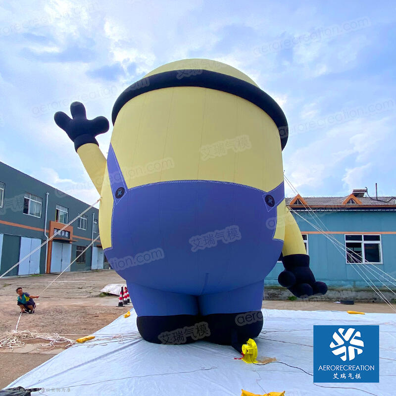 Outdoor 7m Giant Inflatable Minions