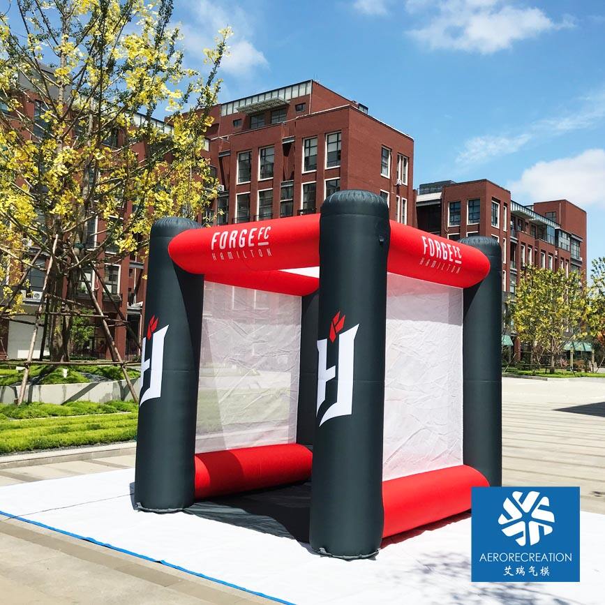 Outdoor Interactive Inflatable Soccer Throw Facility