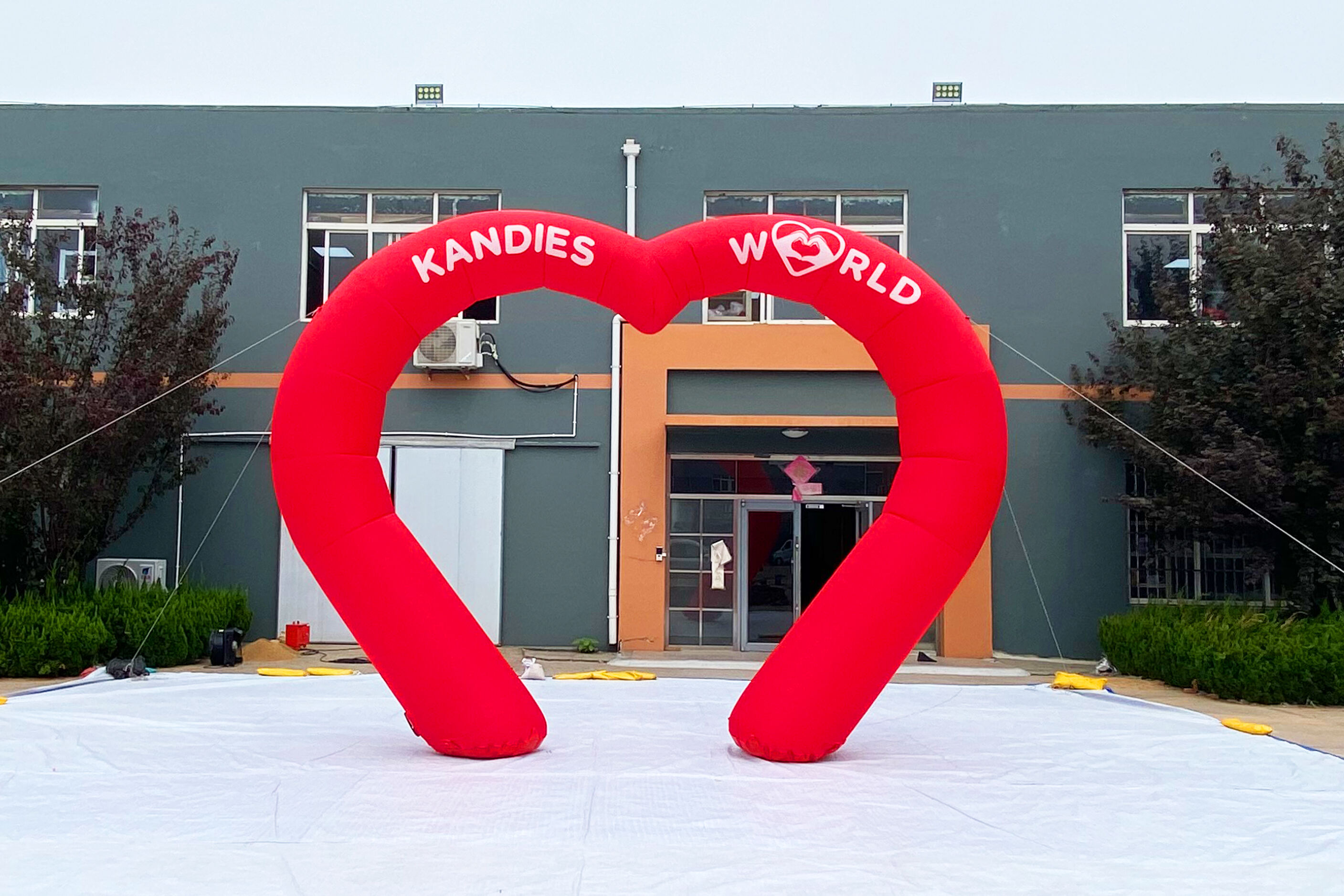 Inflatable Heart Shape Arch