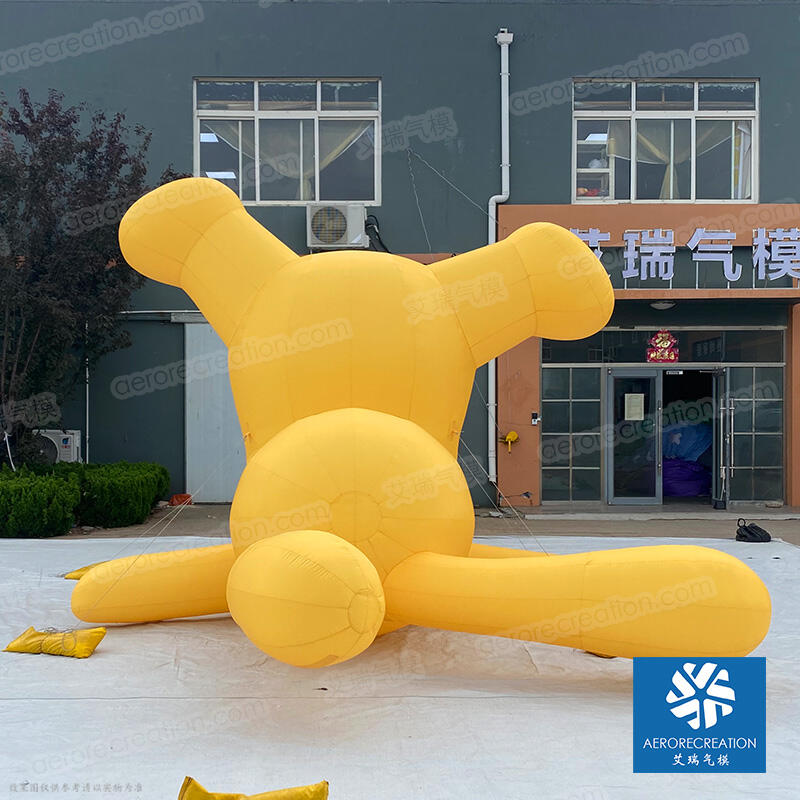 Giant Yellow Inflatable Cartoon Rabbit with Light