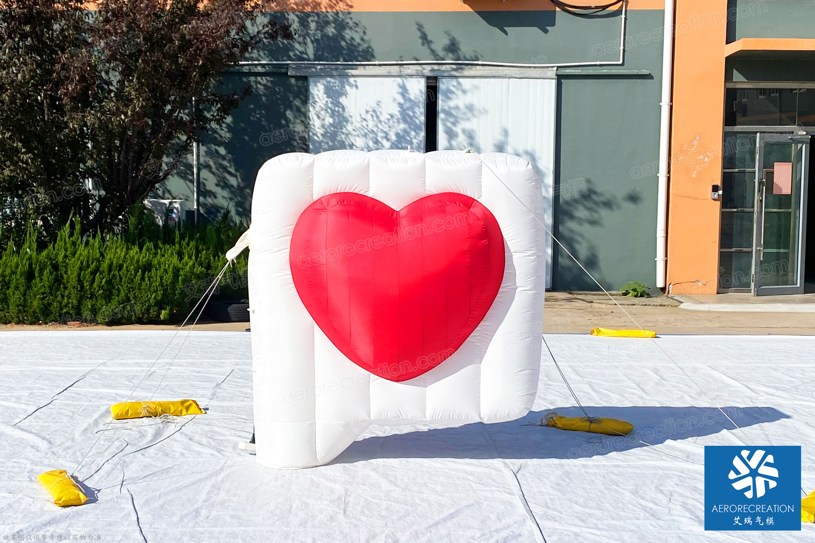 Inflatable Heart Wall Decoration