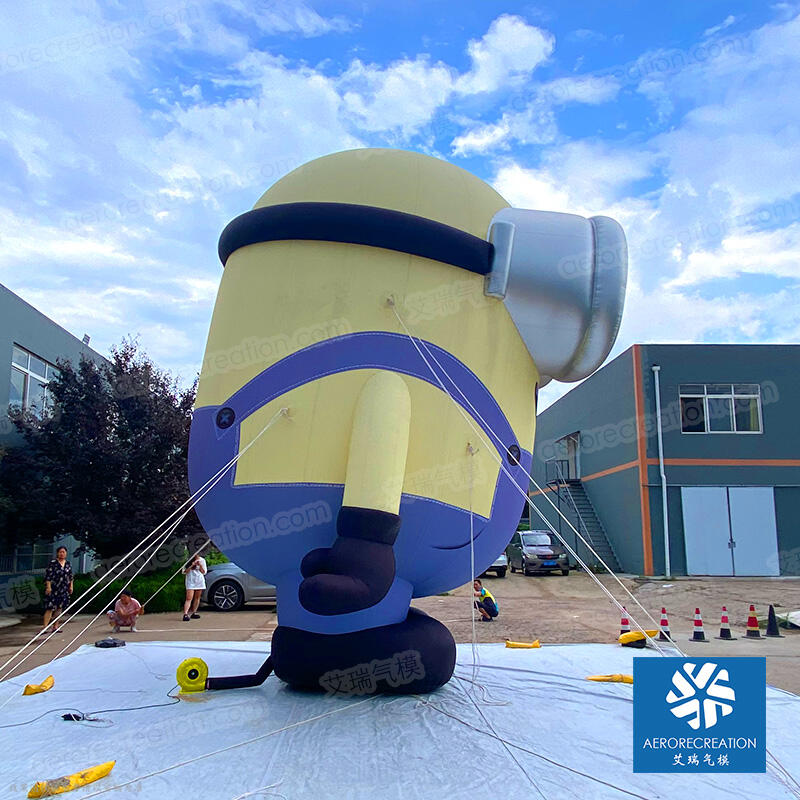 Outdoor 7m Giant Inflatable Minions