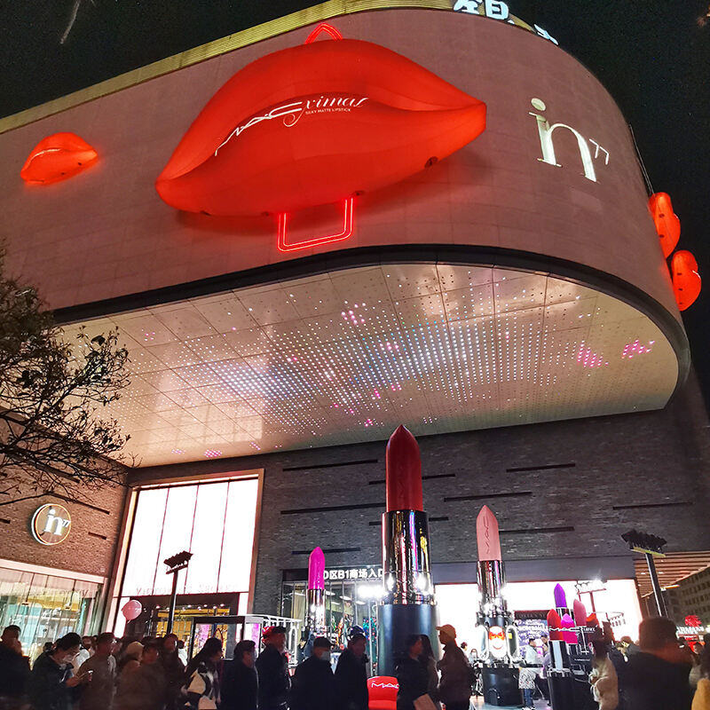 Ratón inflable gigante colgante de color rojo para centro comercial