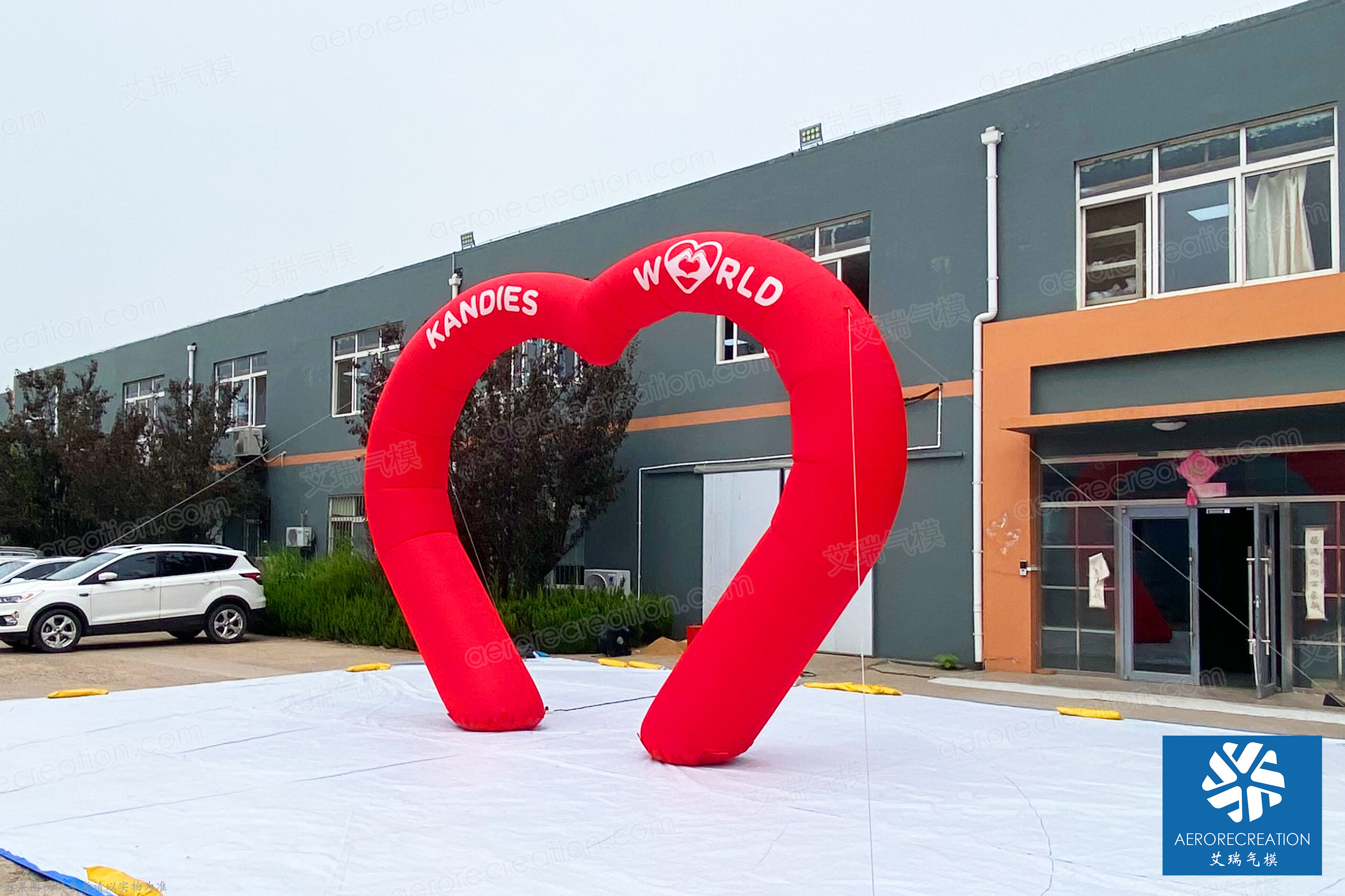 Inflatable Heart Shape Arch