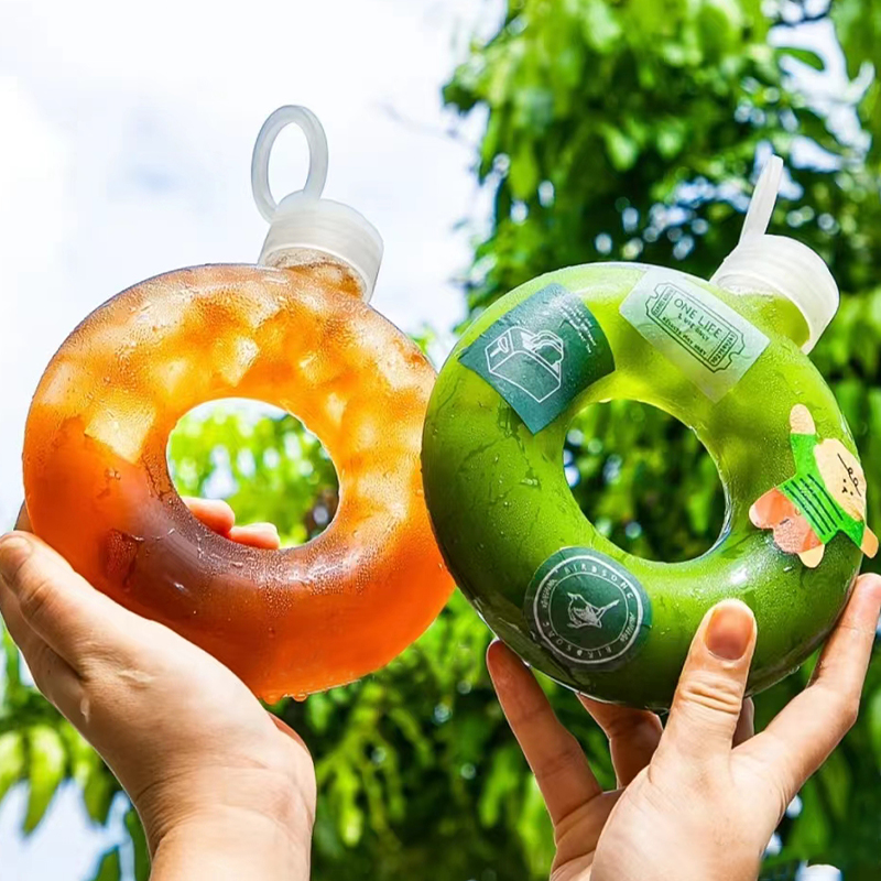 How to apply customized logo on plastic bottles correctly?