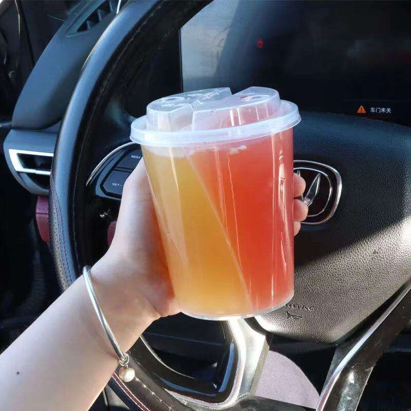 New Selling clear 16 oz and 24 oz Takeaway Plastic Cups with LIDS and Straws, 2-room Double Split Boba Cups