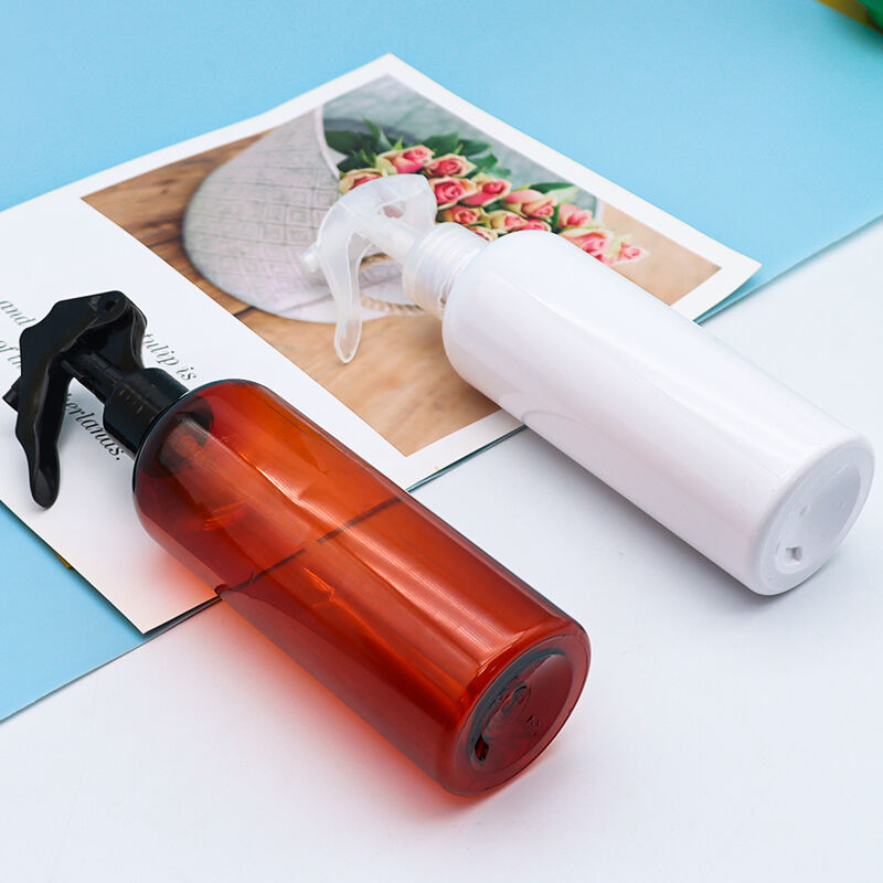 Factory direct sale of 300ml spray bottle. One-time use. Round shoulder. Transparent PET plastic bottle