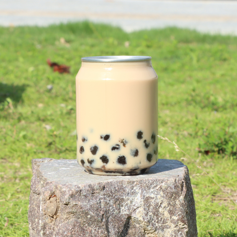 How to use plastic cans for food storage?