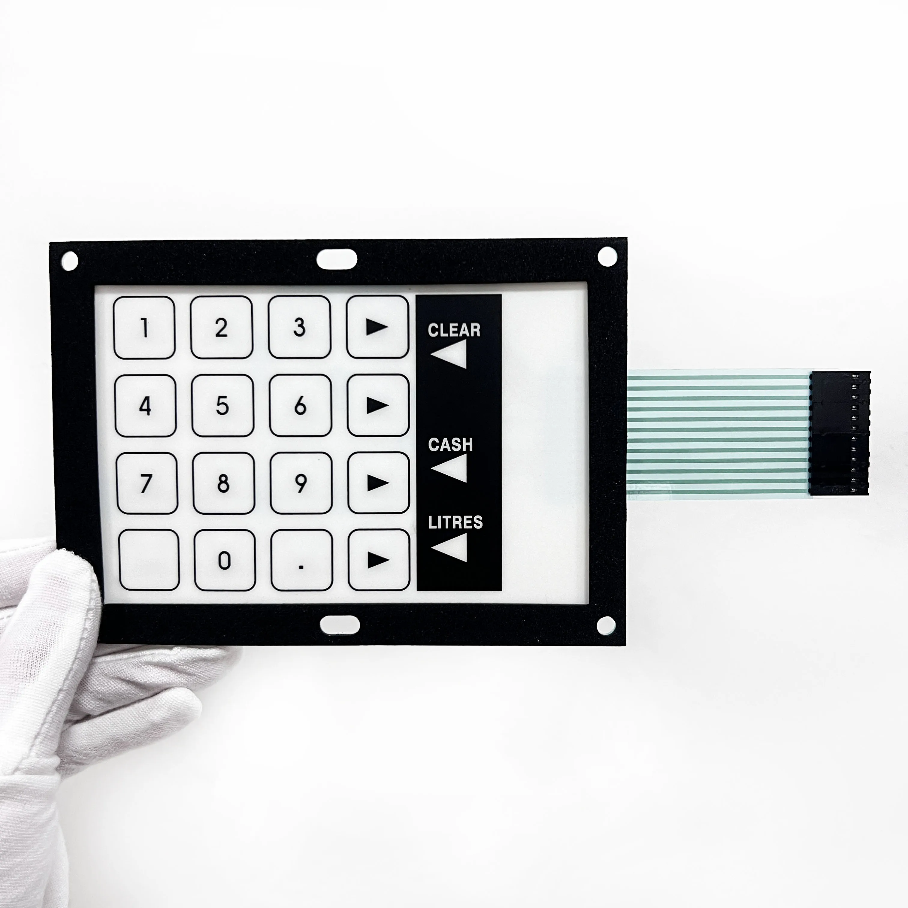 Clavier à membrane résistant aux huiles pour distributeur de carburant