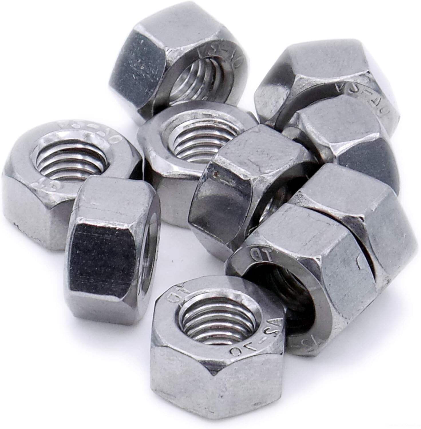 نطاق عالمي وخبرة محلية